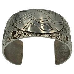 Contemporary Sterling Silver Tufa Cast Cuff von Navajo Silversmith Fidel Bahe