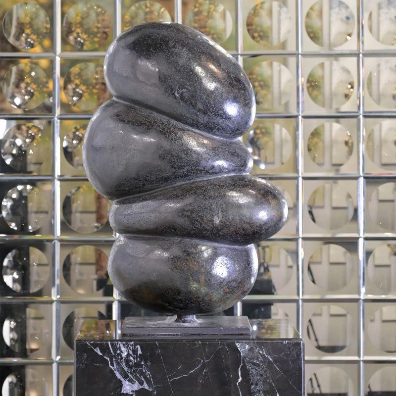 Contemporary Stone Sculpture, 20th Century. In Good Condition For Sale In Saint-Ouen, FR