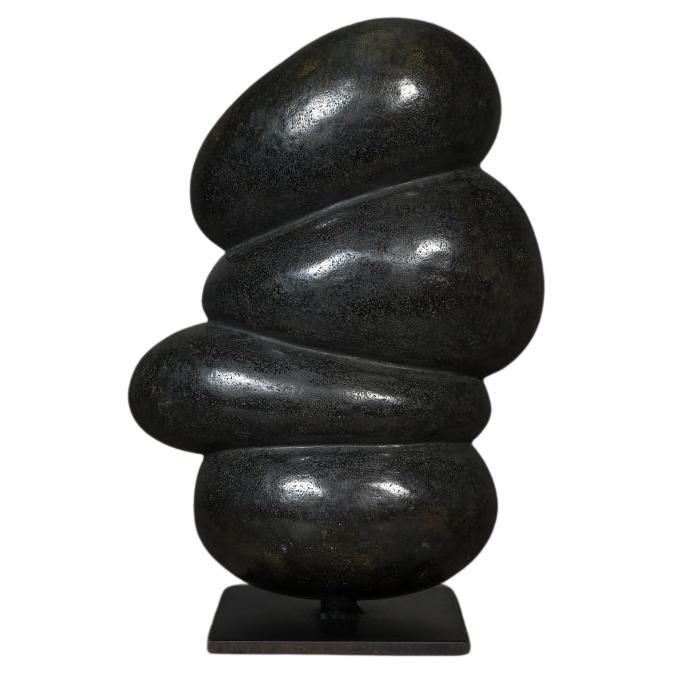 Sculpture contemporaine en pierre, 20e siècle. en vente
