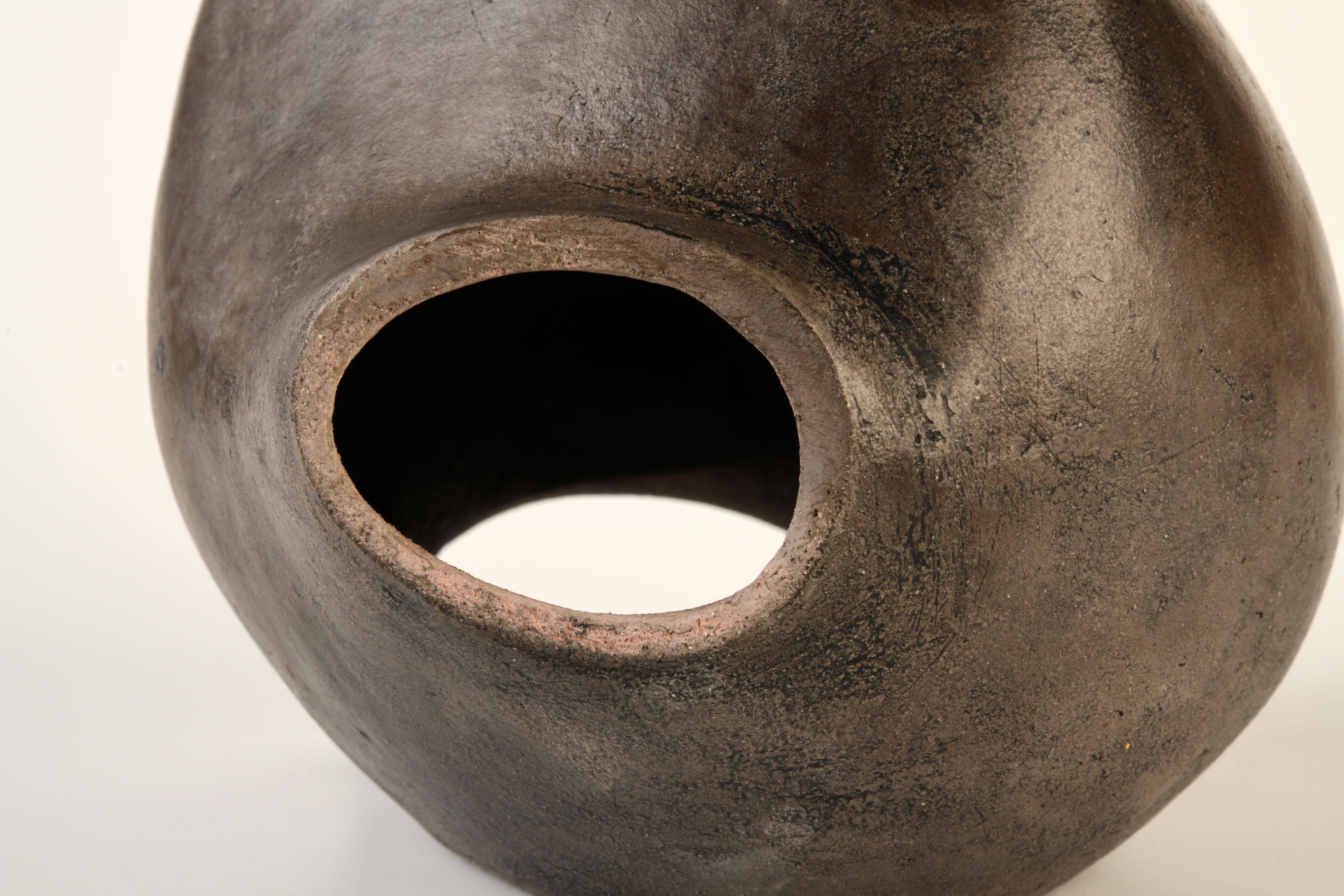 Contemporary stoneware ceramic sculpture by a French artist For Sale 6