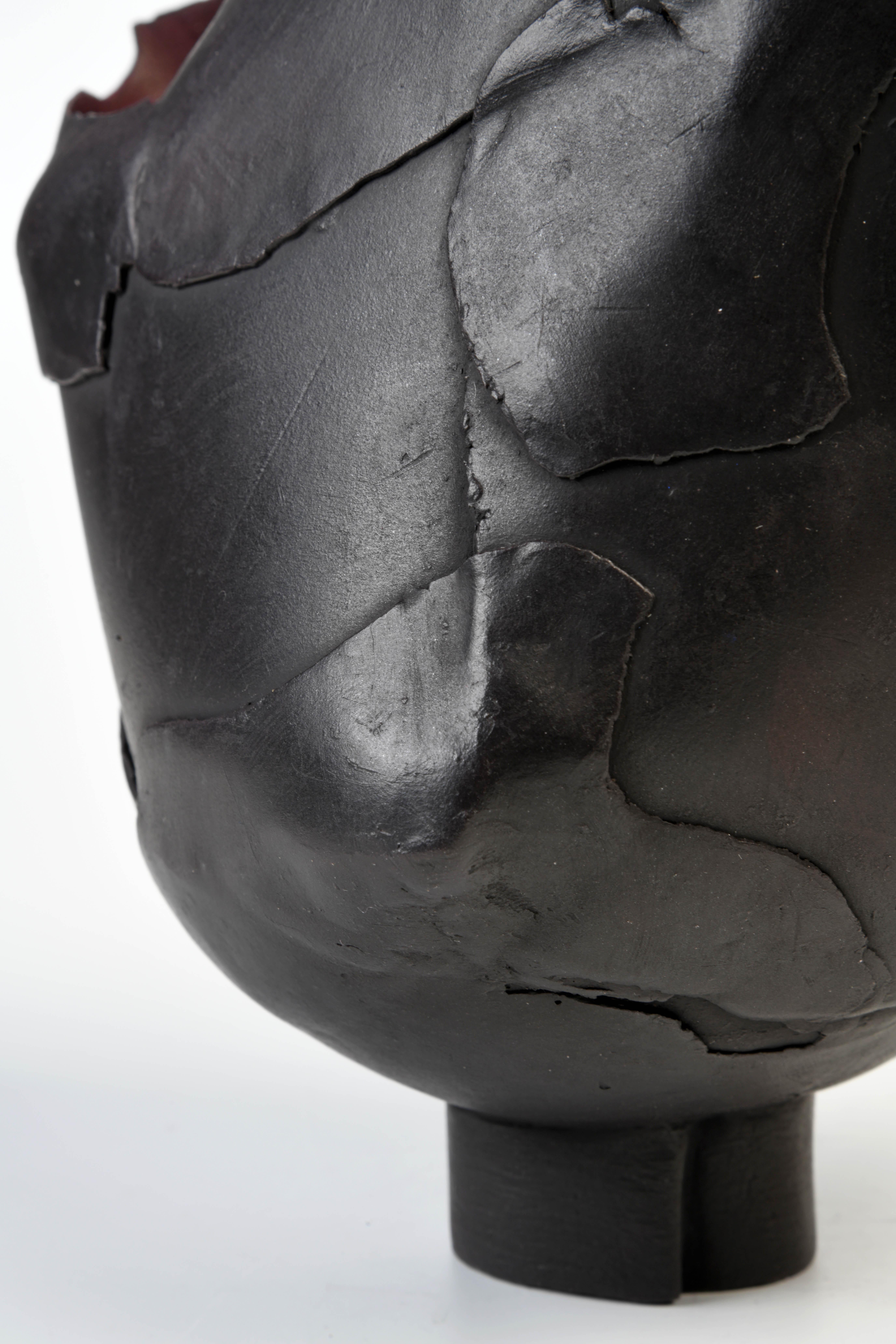 Sculpture contemporaine en céramique de grès d'un artiste français. en vente 4