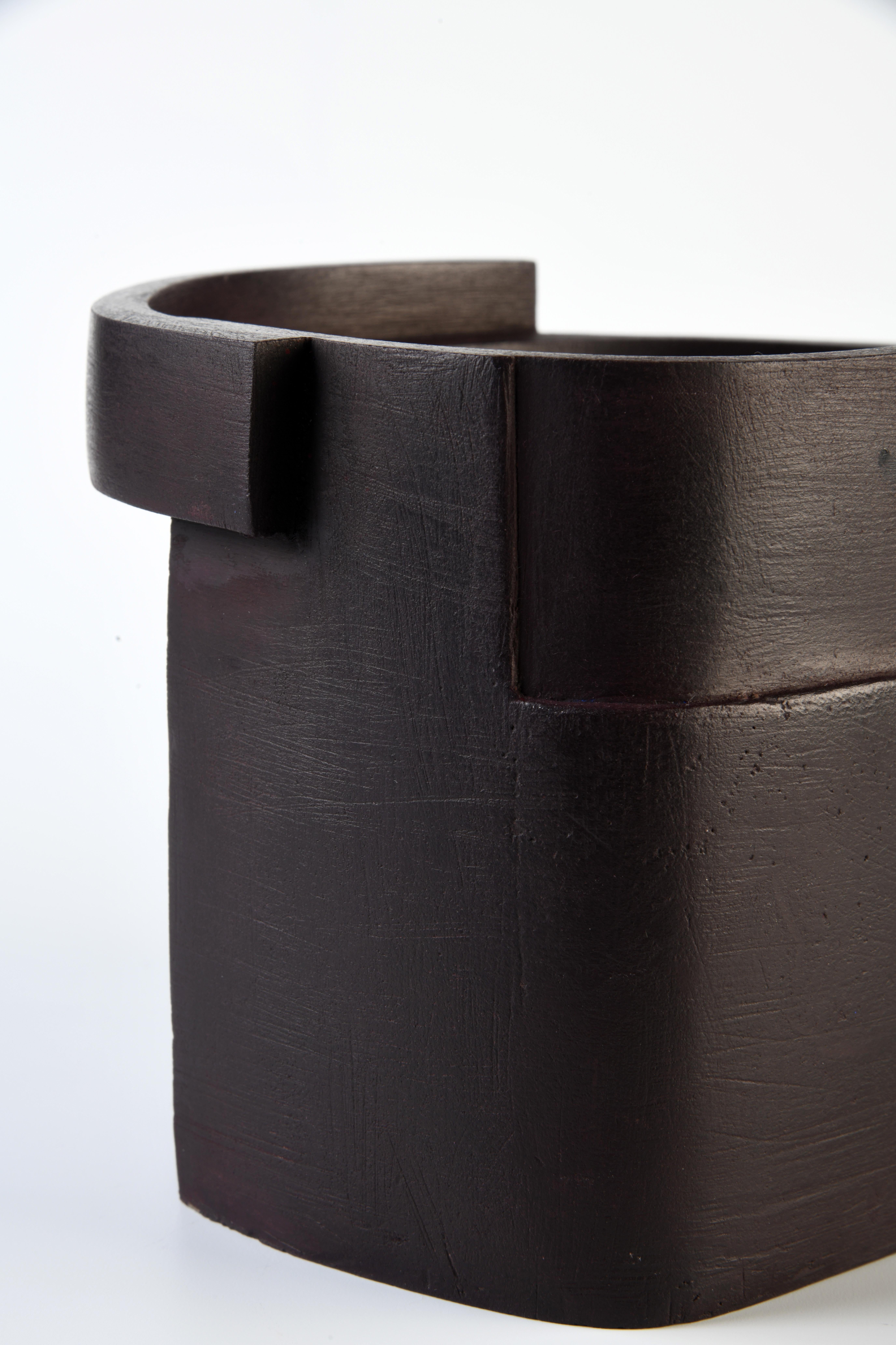 Sculpture contemporaine en céramique de grès d'un artiste français. en vente 4