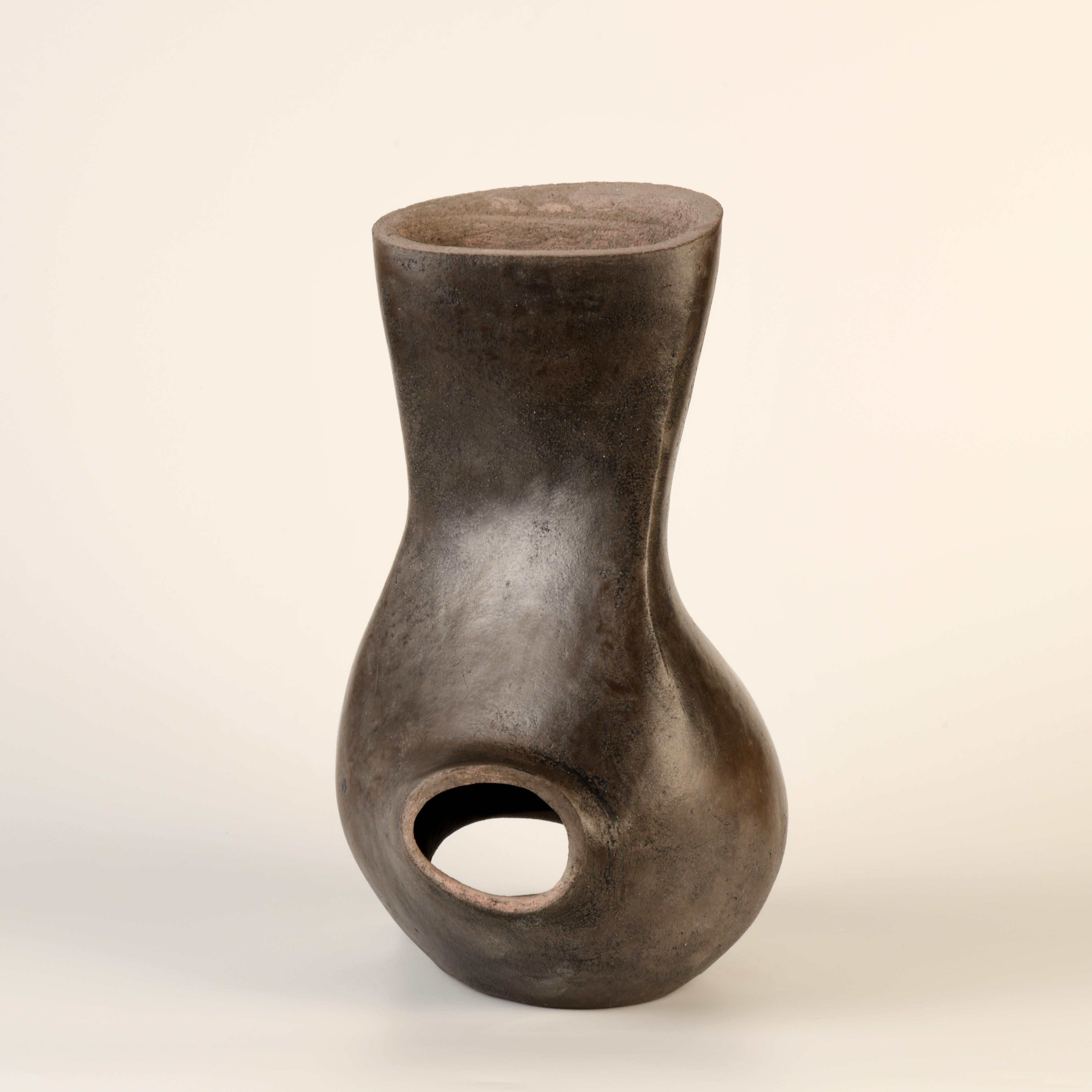 Contemporary stoneware ceramic sculpture by a French artist For Sale 2