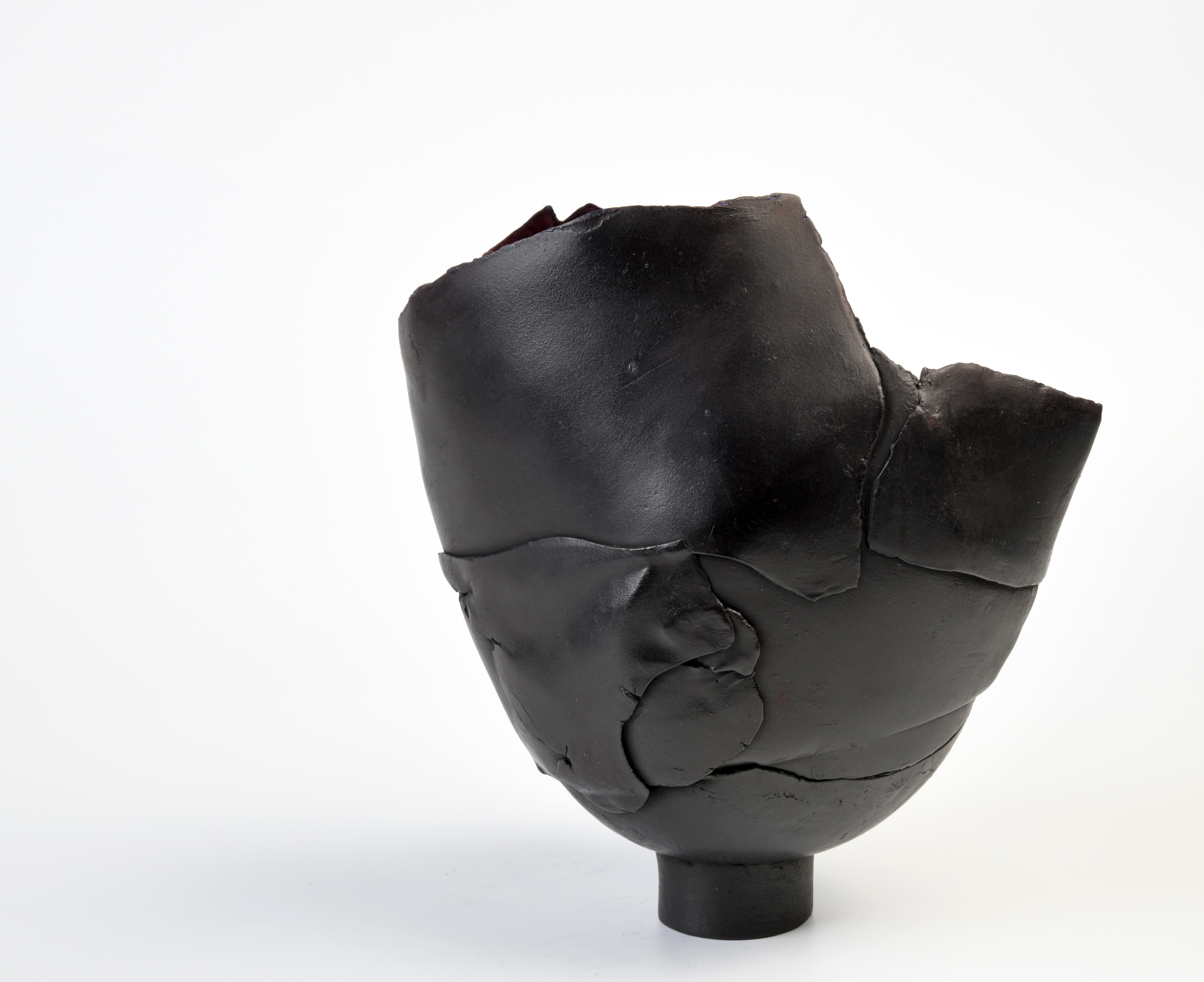 Grès Sculpture contemporaine en céramique de grès d'un artiste français. en vente