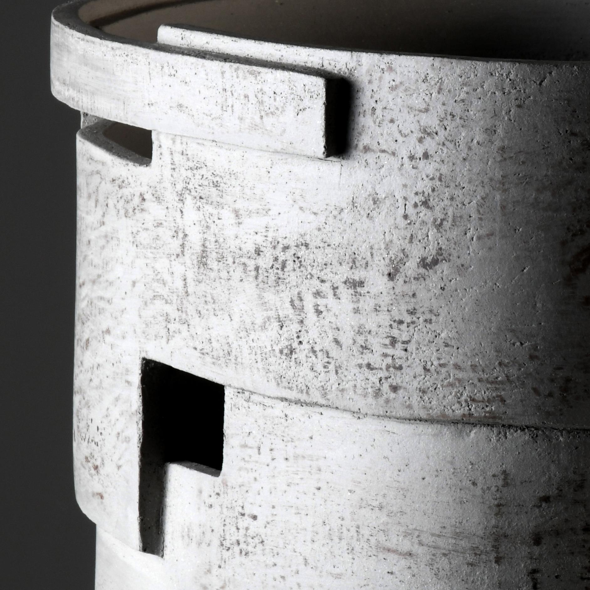 Contemporary stoneware sculpture by a French artist For Sale 3