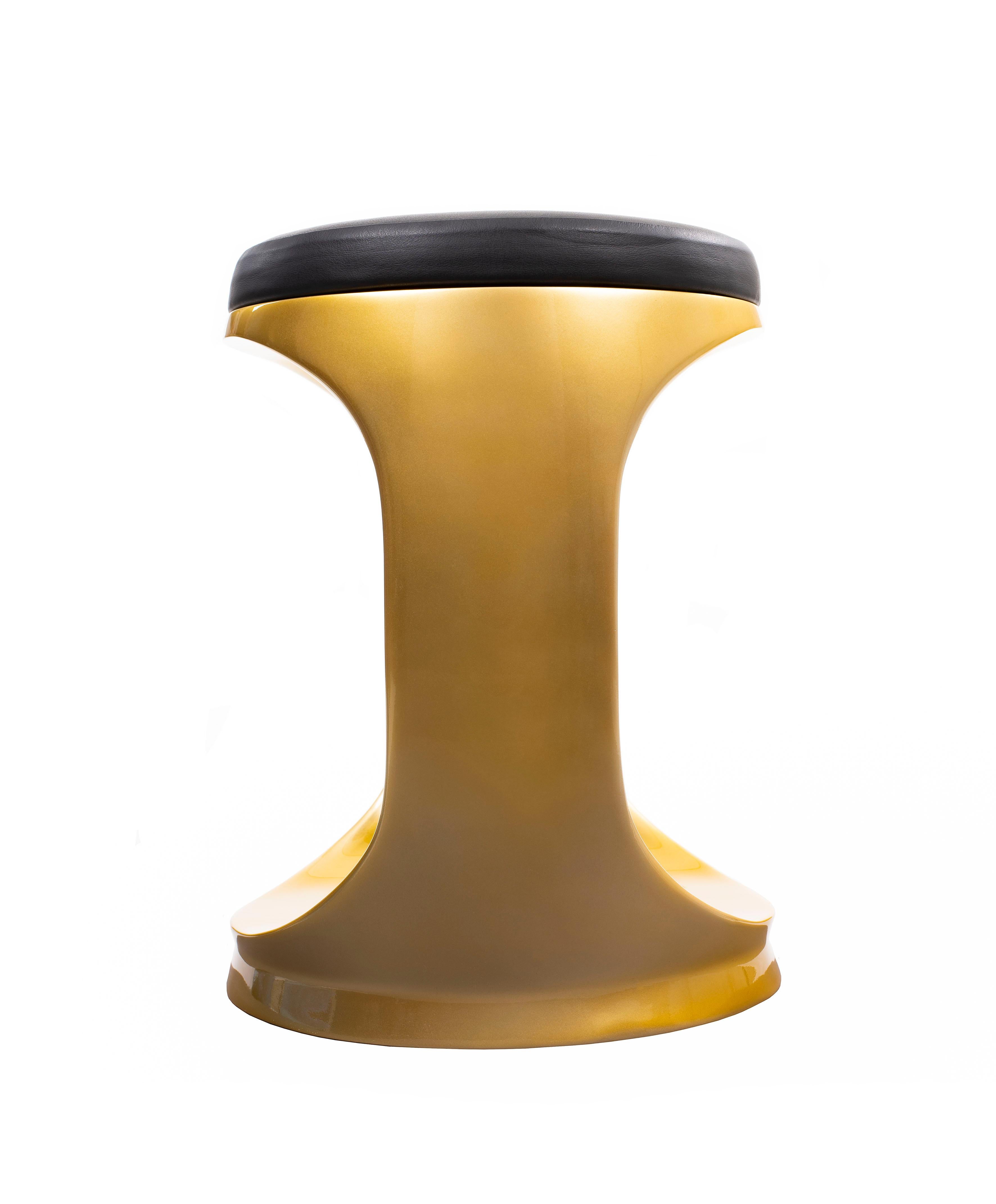 Stampato Sgabello contemporaneo made in Italy Signet Ring Gold, seduta Pouf in vendita