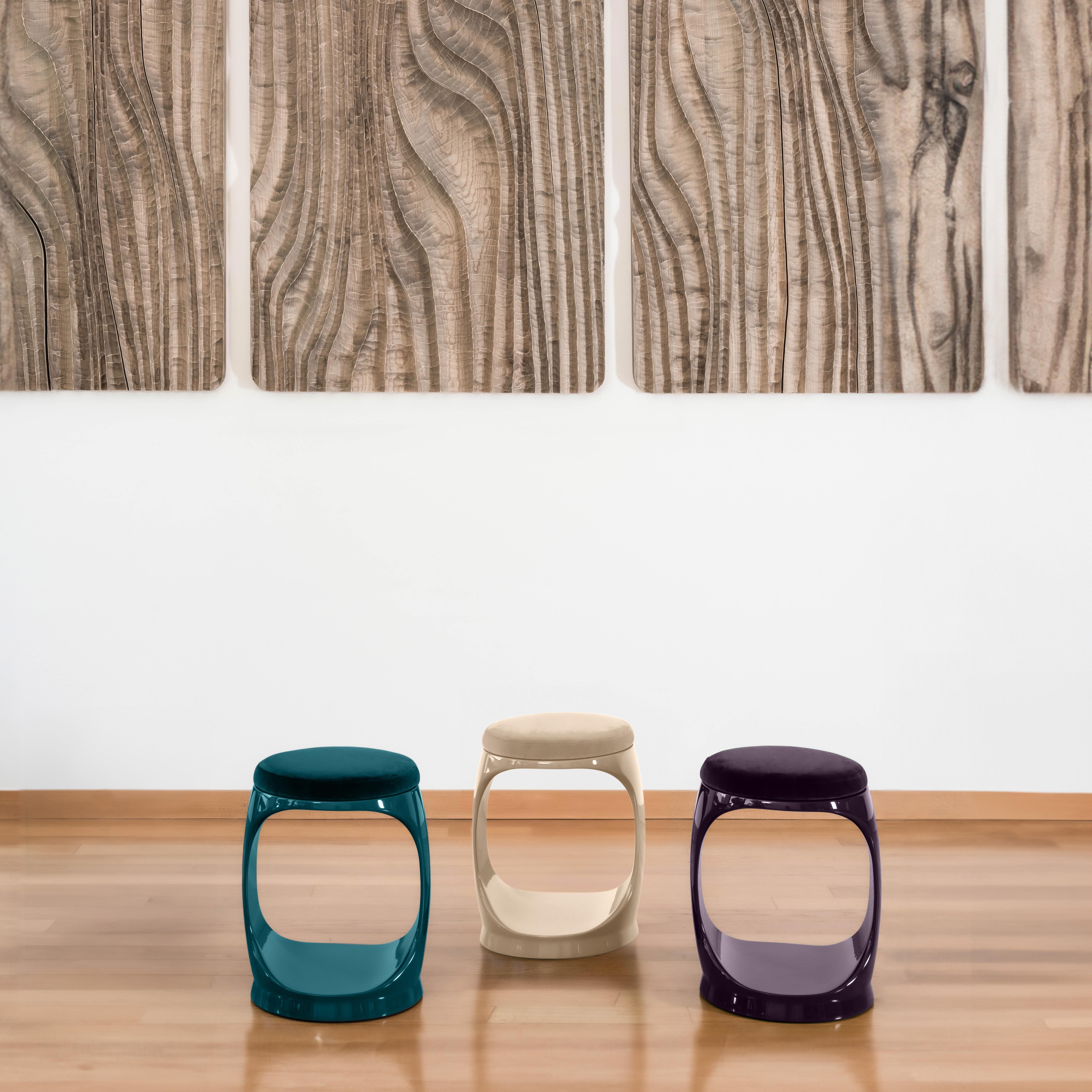 Taburete Contemporáneo de Cyril Rumpler Signet Ring, Puf Asientos Beige Siglo XXI y contemporáneo en venta