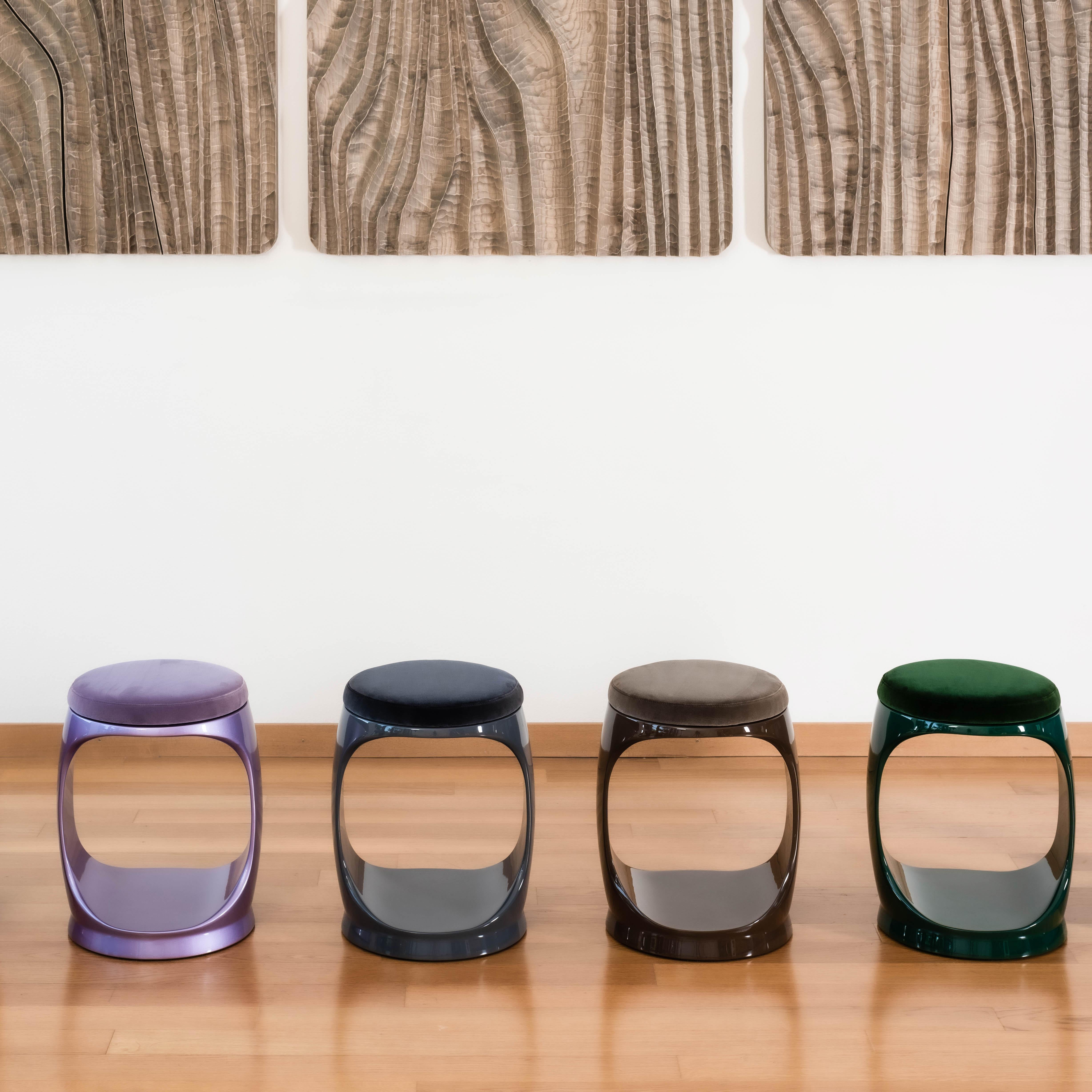 Stampato Sgabello contemporaneo di Cyril Rumpler Signet Ring, Pouf Sedute Marrone in vendita