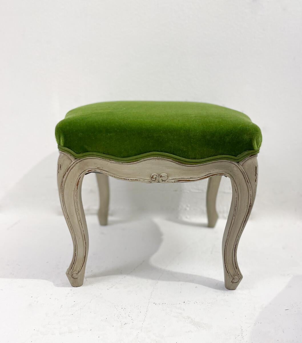 Contemporary stool Louis XV style, green velvet, Belgium.