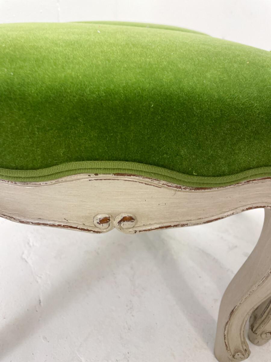 Contemporary Stool Louis XV Style, Green Velvet, Belgium, Sold Individually In Good Condition For Sale In Brussels, BE