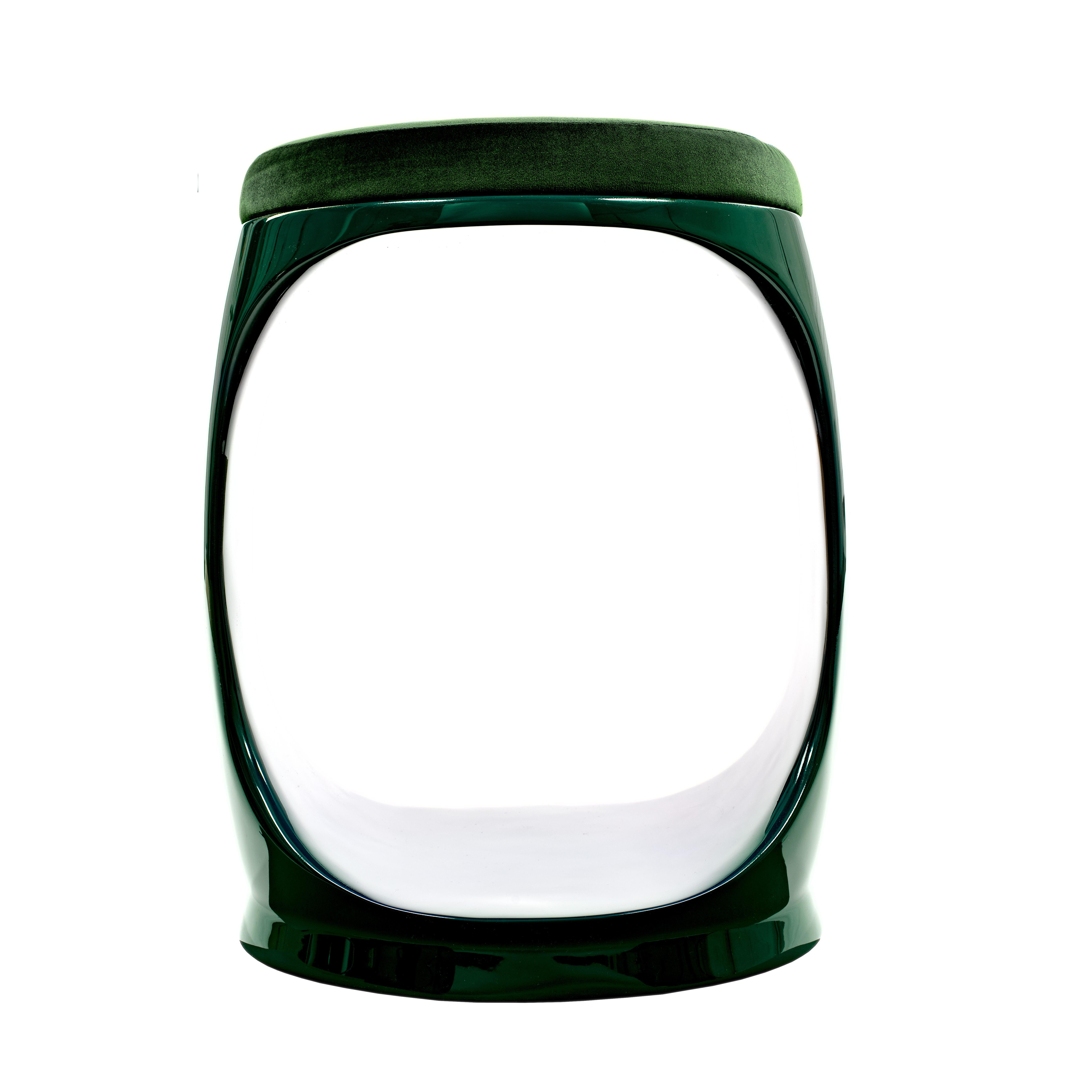 Pouf contemporaneo di Cyril Rumpler Signet Ring, Hocker, Sgabello, verde bosco.
Questi sgabelli sono disponibili in quindici colori e con finitura lucida. Gli sgabelli in nero, bianco, blu navy, rosa, rosso, turchese, lilla, marrone, verde bosco,