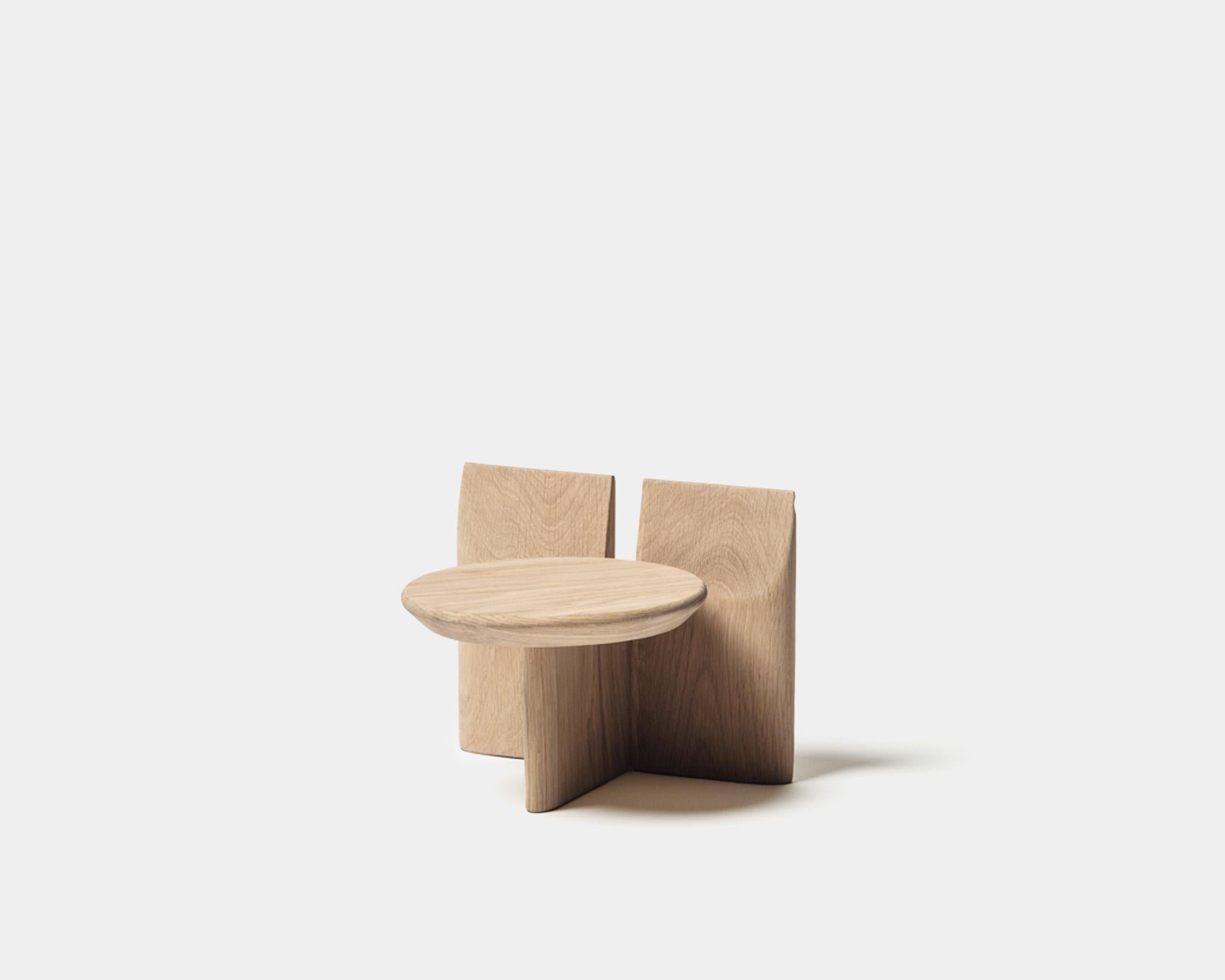 Contemporary Stool 'Tabi' by Obstacles, Solid Oak, Coffee, H.20 For Sale 3