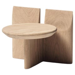 Sgabello contemporaneo 'Tabi' di Obstacles, Rovere massiccio, naturale, H. H. 20