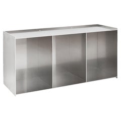 Zeitgenössischer Aufbewahrungs-/Tisch 'Rivet Case' von Jonas Trampedach X FRAMA, Aluminium Zeitgenössischer Aufbewahrungs-/Tisch 'Rivet Case' von Jonas Trampedach X FRAMA, Aluminium