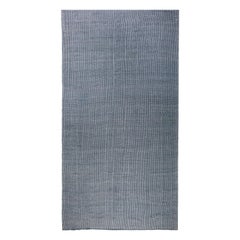 Tapis contemporain en laine rayé bleu à tissage plat de Doris Leslie Blau