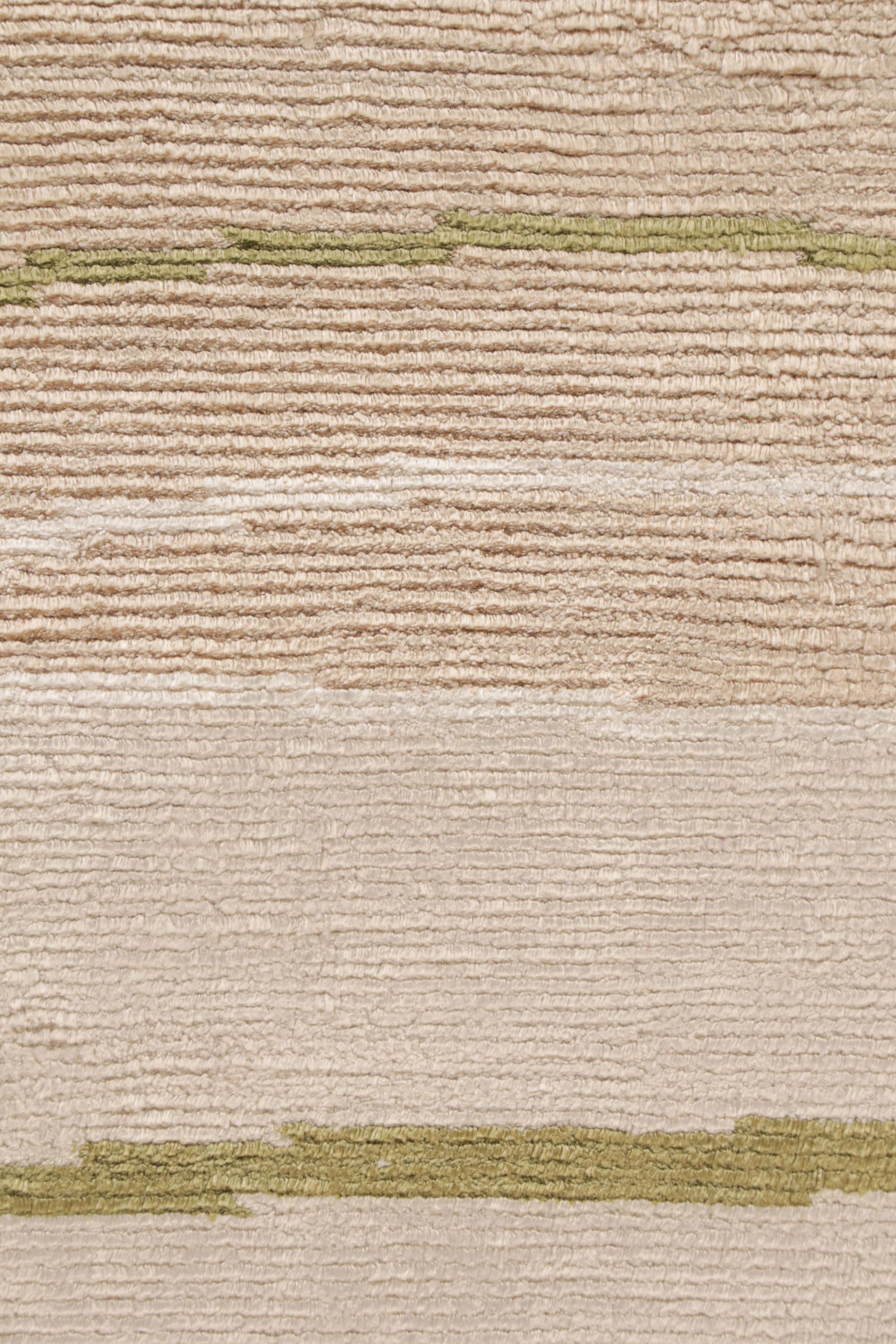 Tappeto contemporaneo a righe Beige Brown Striped Silk Runner by Rug & Kilim In condizioni Nuovo in vendita a Long Island City, NY
