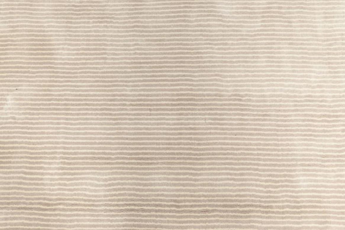 Contemporary Striped Silver Handmade Wool Rug von Doris Leslie Blau (Handgeknüpft) im Angebot