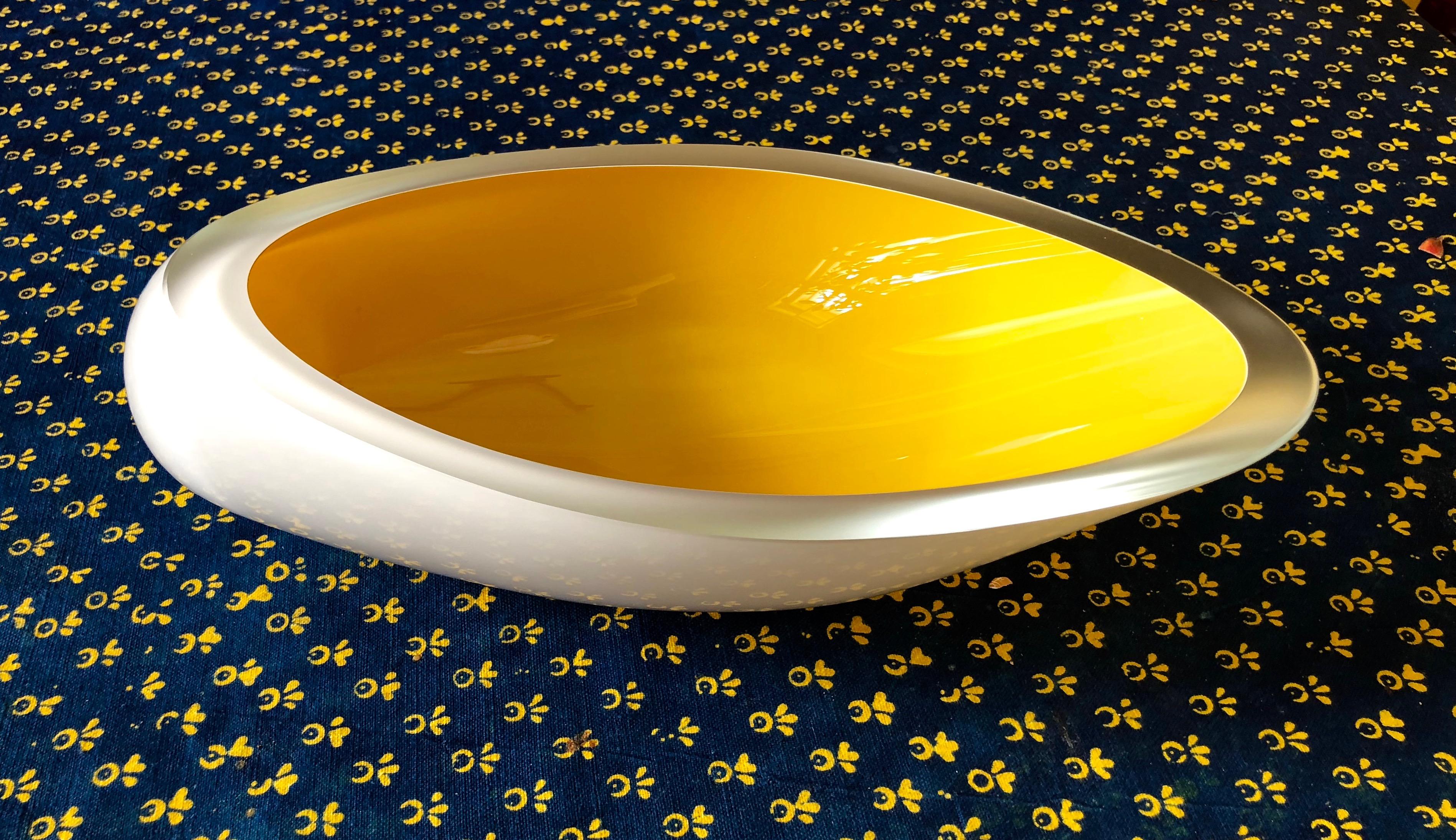 Contemporary Studio Glass Bowl Made in the Czech Republic After 2010 For Sale 9