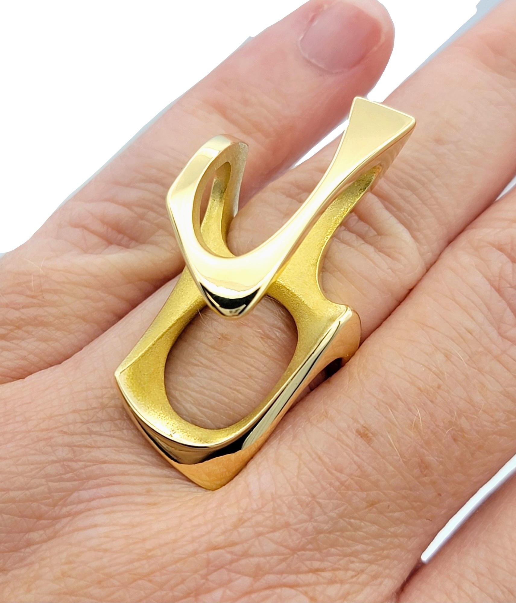 Bague cocktail ouverte géométrique allongée en or jaune 18 carats de style contemporain en vente 4