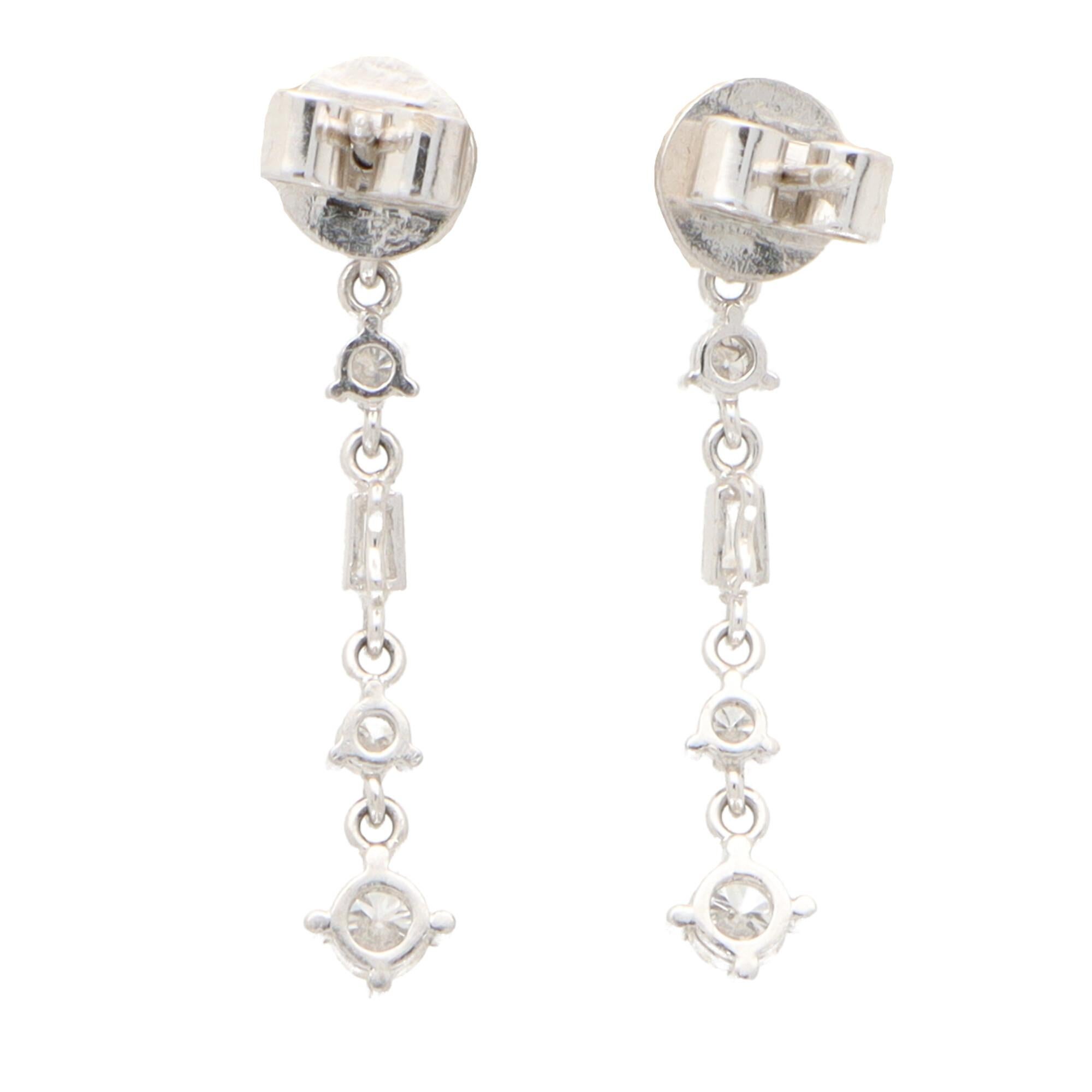 Contemporary Style Diamond Drop Earrings Set in 14k White Gold In Good Condition In London, GB