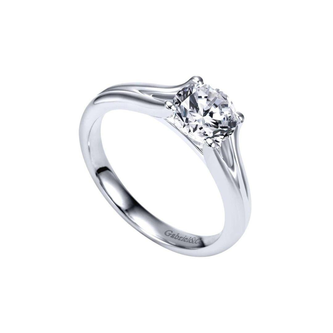 Round Cut Contemporary Style Diamond Engagement Mounting For Sale
