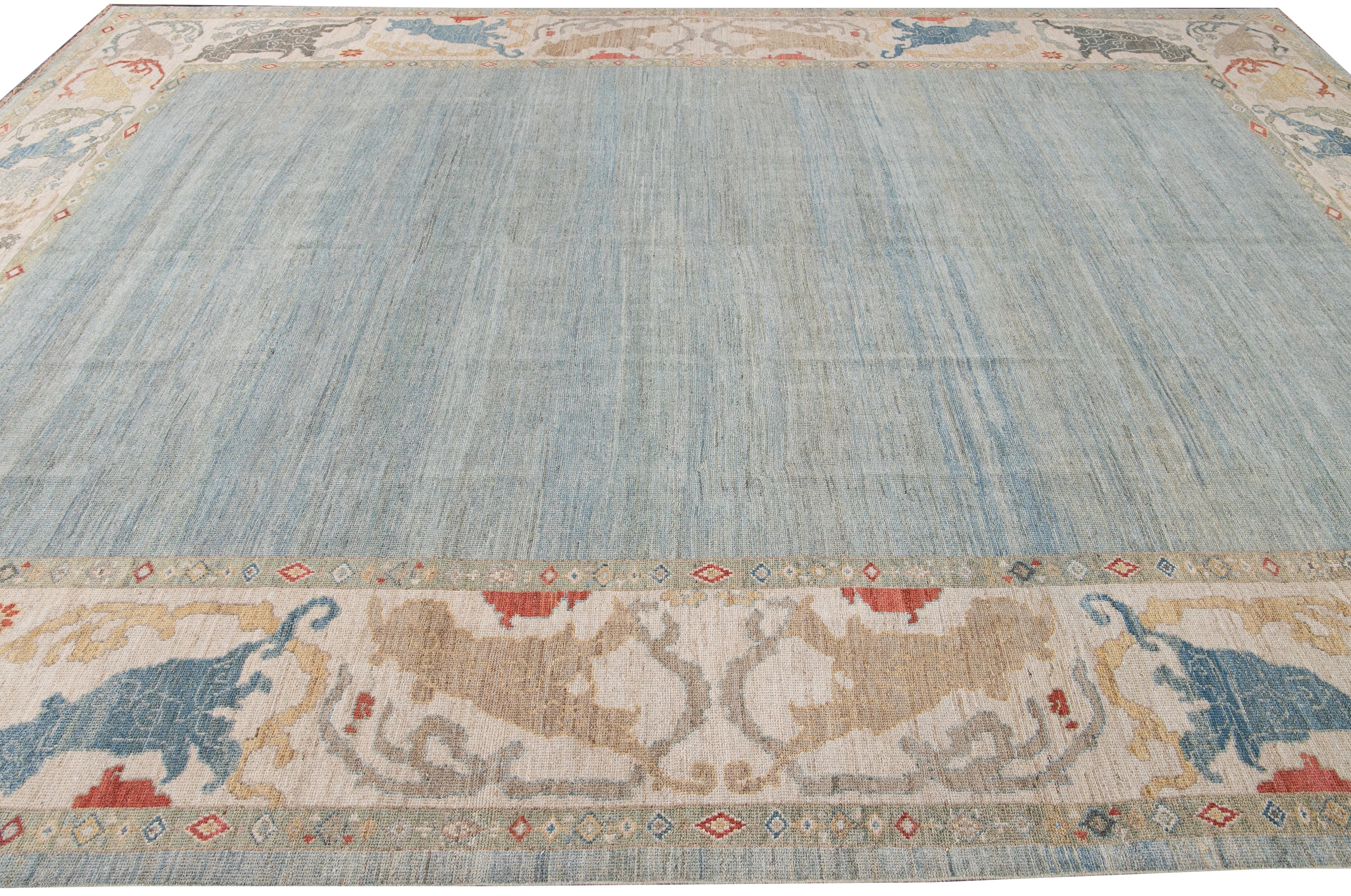 Contemporary Sultanabad Blue and Beige Handmade Designed Oversize Wool Rug For Sale 1
