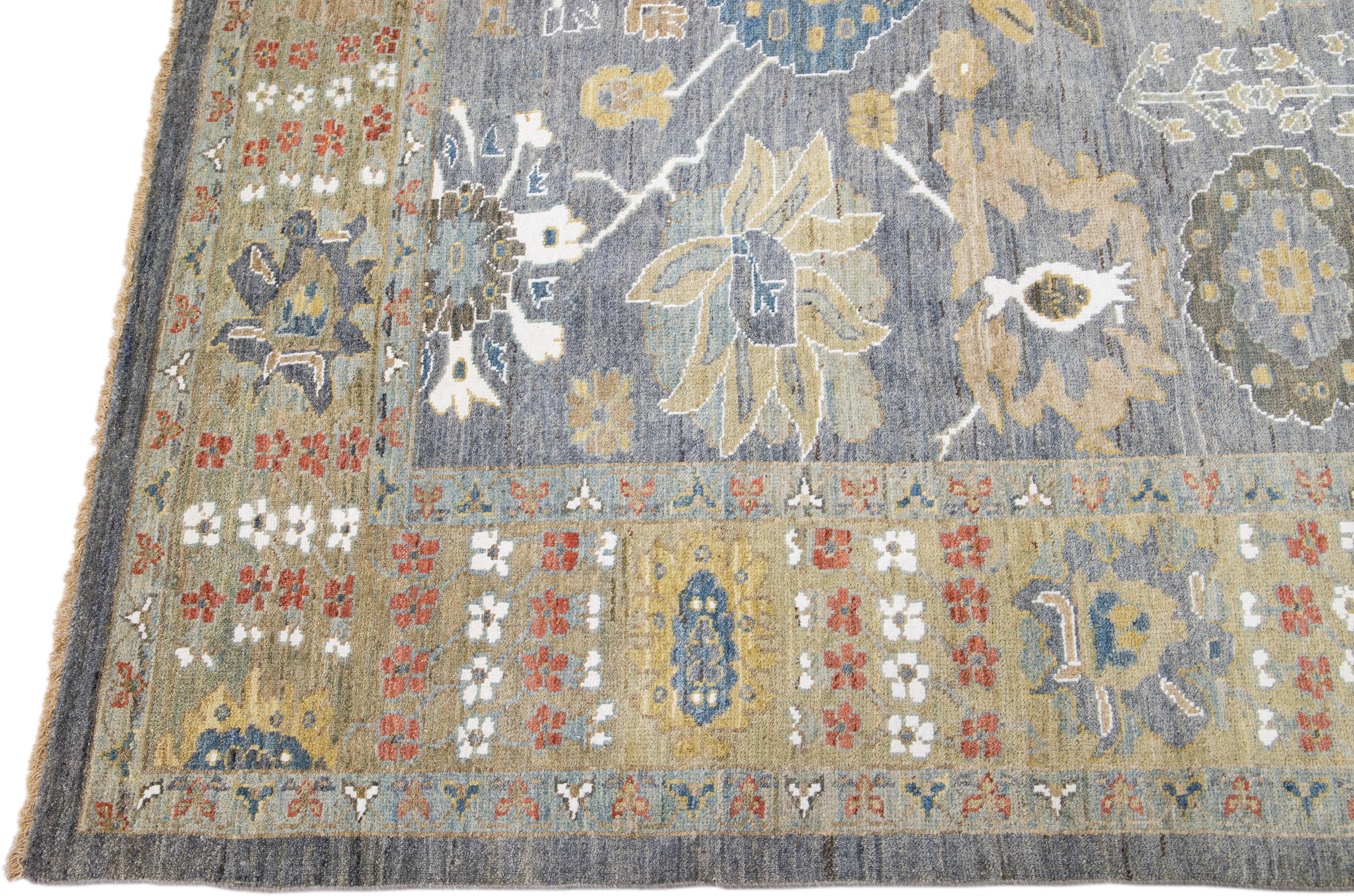 Contemporary Sultanabad Blue Handmade Floral Motif Wool Rug In New Condition For Sale In Norwalk, CT