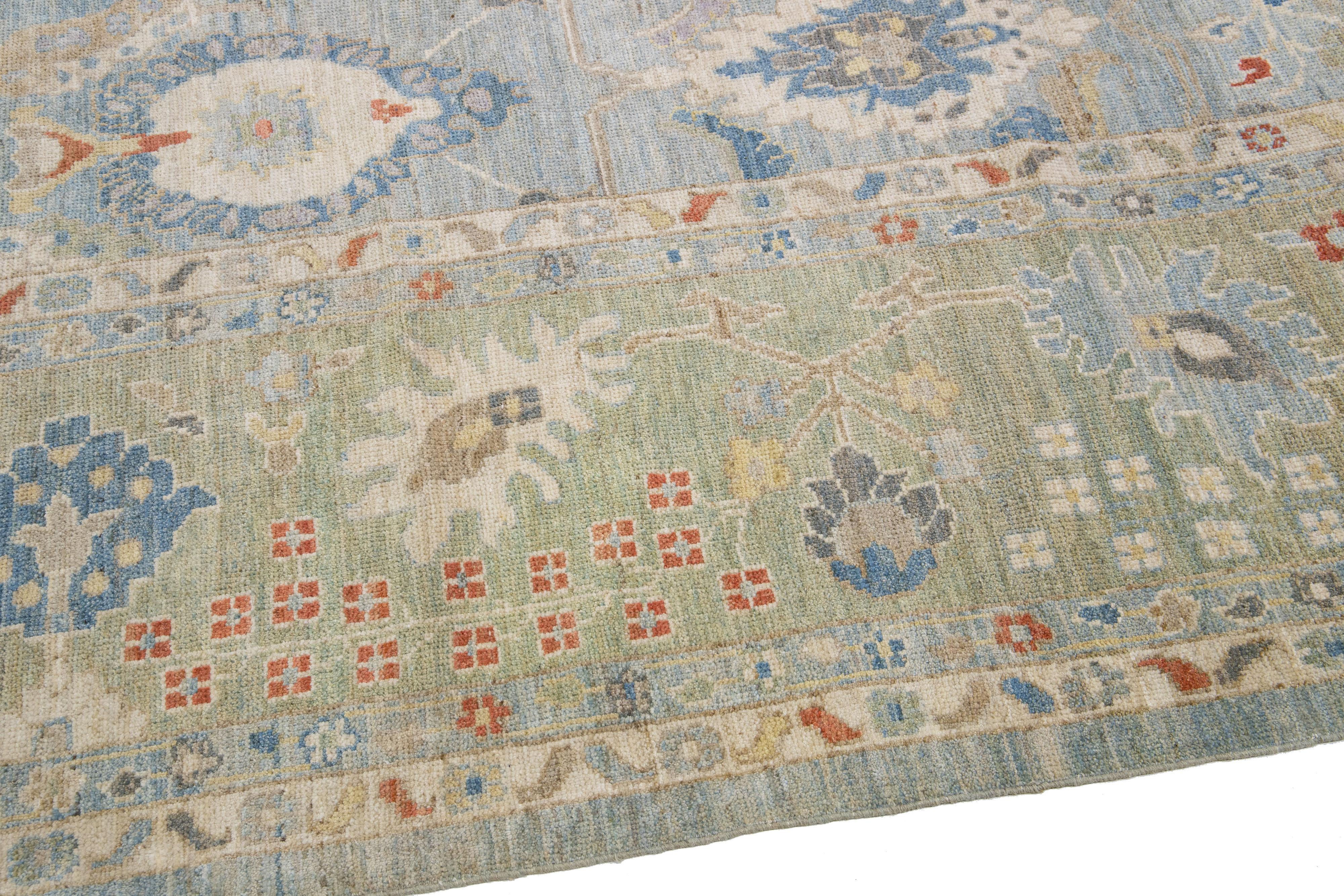 Contemporary Sultanabad Blue Handmade Floral Pattern Wool Rug For Sale 4