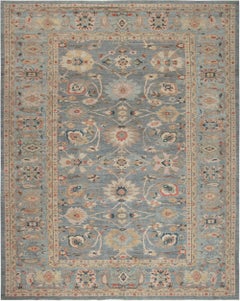 Moderner, von Sultanabad inspirierter beiger Teppich „Anthemion“ von Doris Leslie Blau