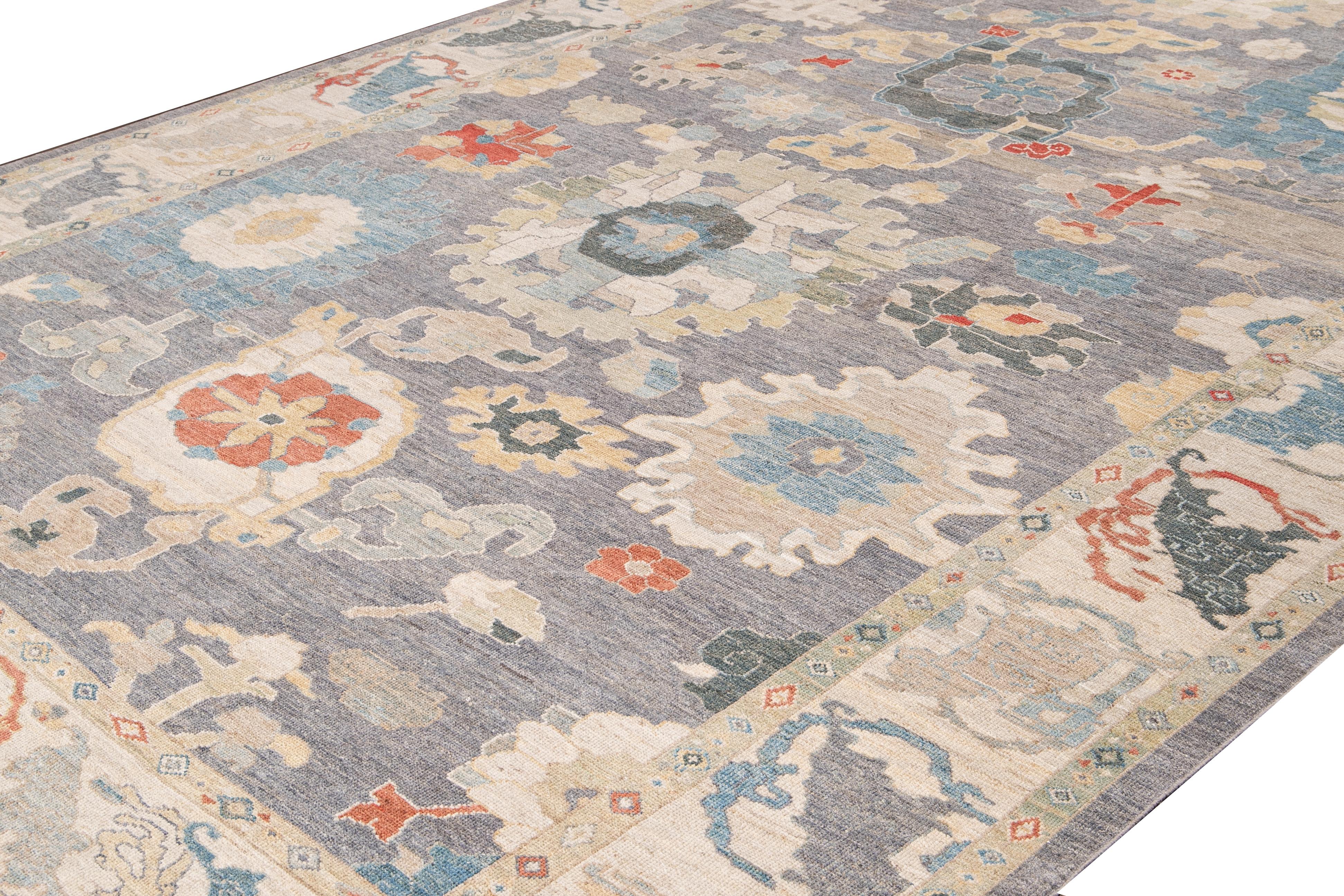 Contemporary Sultanabad Multicolor Handmade Floral Wool Rug In New Condition For Sale In Norwalk, CT