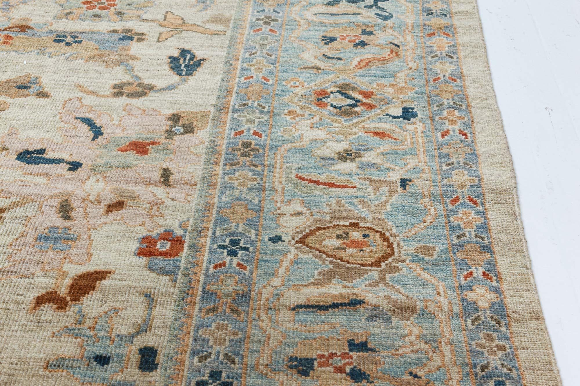 Contemporary Sultanabad Style Handmade Wool Rug by Doris Leslie Blau In New Condition For Sale In New York, NY