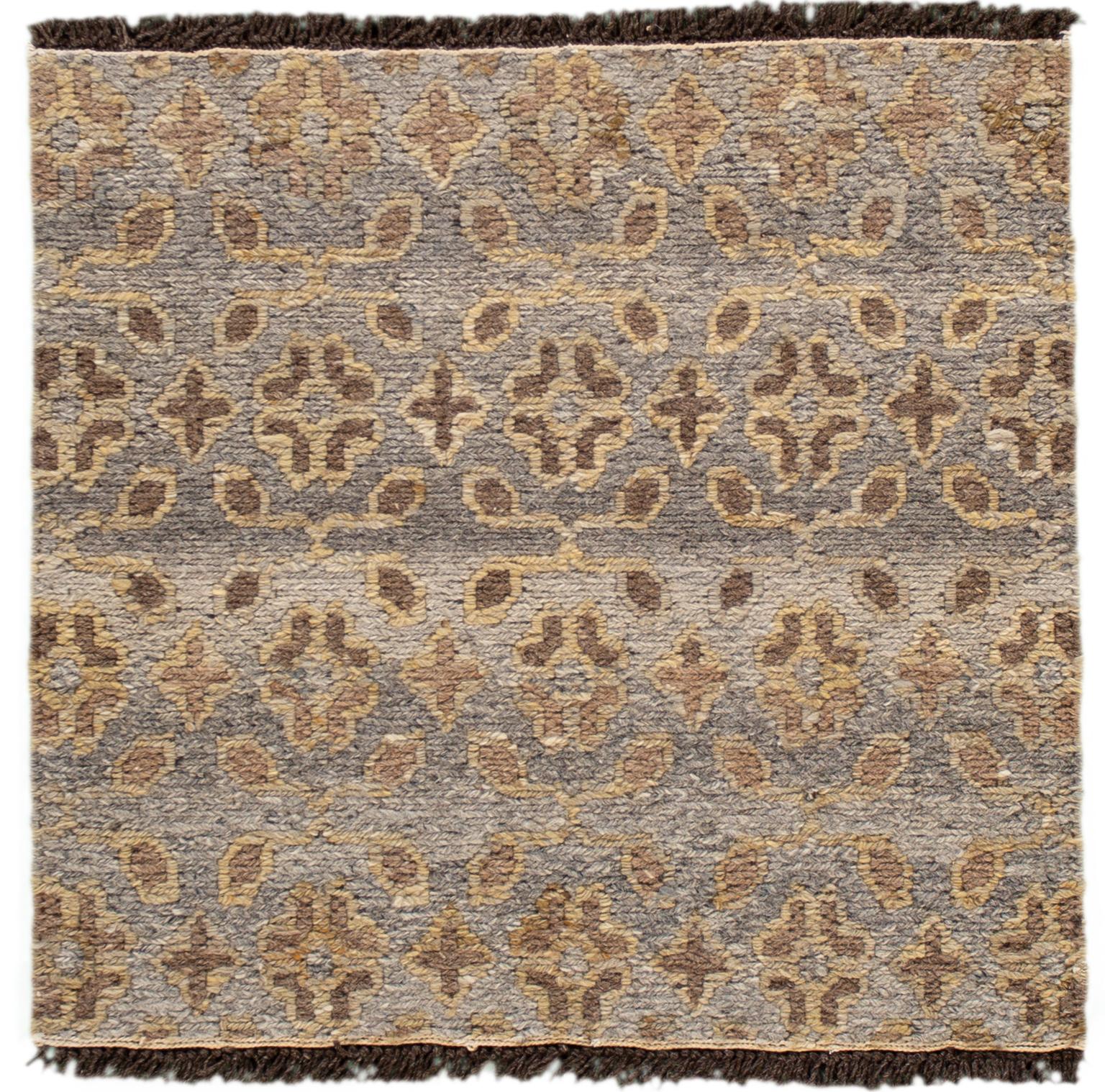 A contemporary hand knotted wool Sumack-style custom rug. Custom sizes and colors made-to-order.

Collection: Sumack
Material: Hand knotted wool
Lead time: Approx. 12 weeks
Available colors: As shown; other custom colors and styles