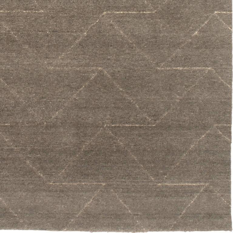 Wool Contemporary 'Summit' Carpet For Sale