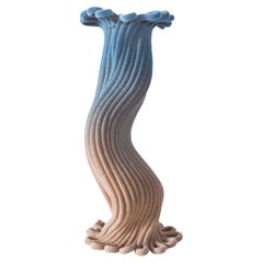 Vase contemporain en corail Sun de Sarah Roseman