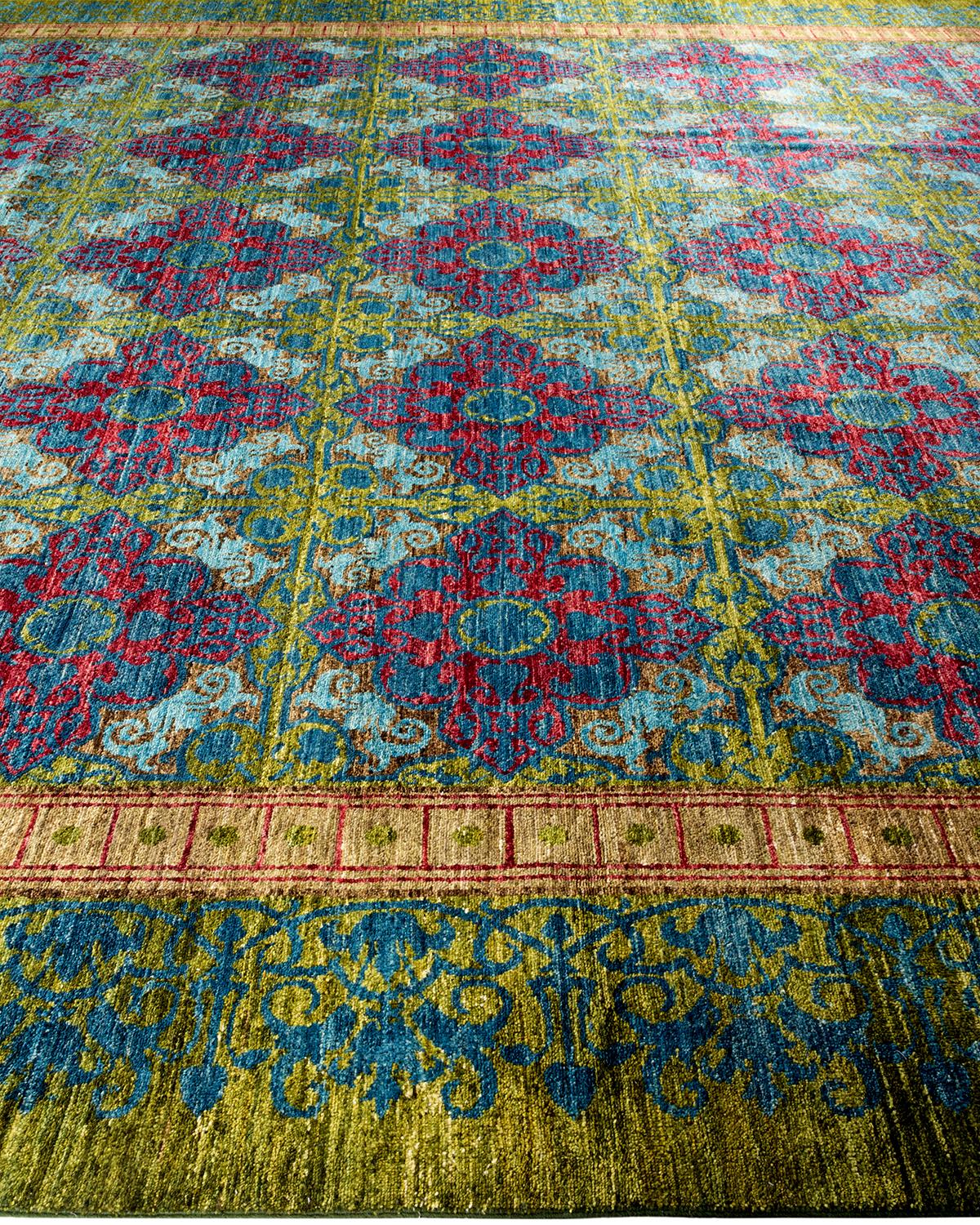 Contemporary Suzani Hand Knotted Wool Green Area Rug In New Condition For Sale In Norwalk, CT