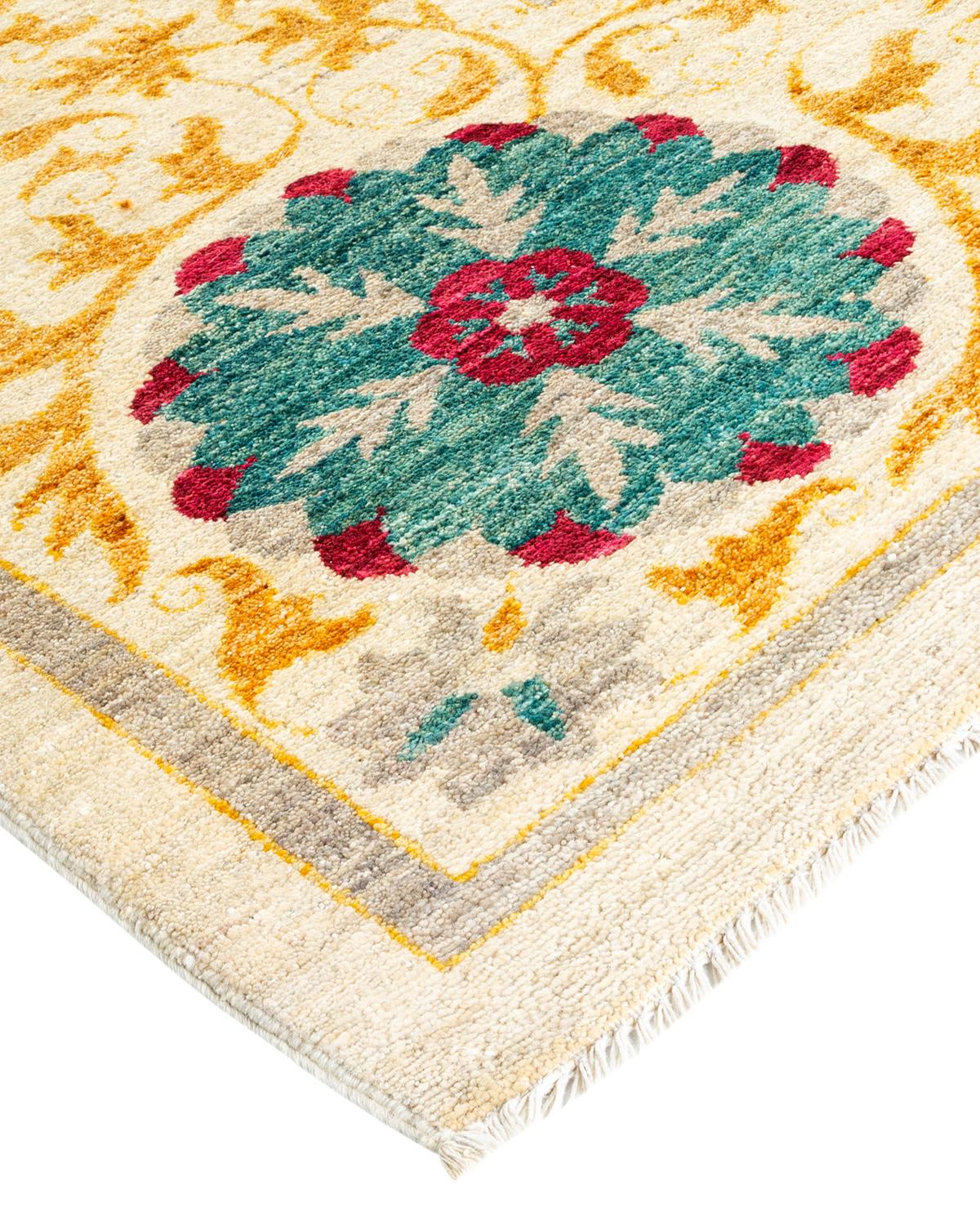 With simple, bold, yet informal designs and a broad palette of colors that ranges from earthy hues to brilliant gems, the rugs in the Arts & Crafts collection infuse a room with a sense of sophisticated rebellion. Nature-inspired motifs are the