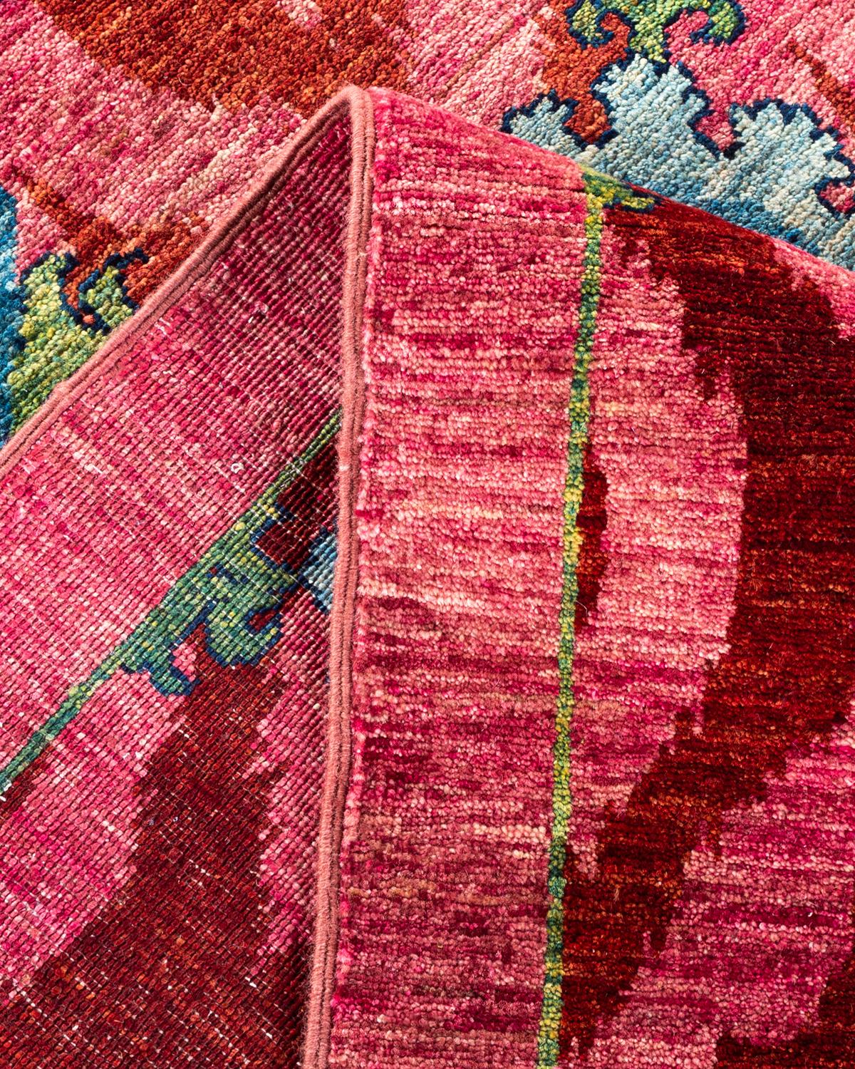 Lana Tappeto Suzani Contemporary in lana rosa annodata a mano in vendita