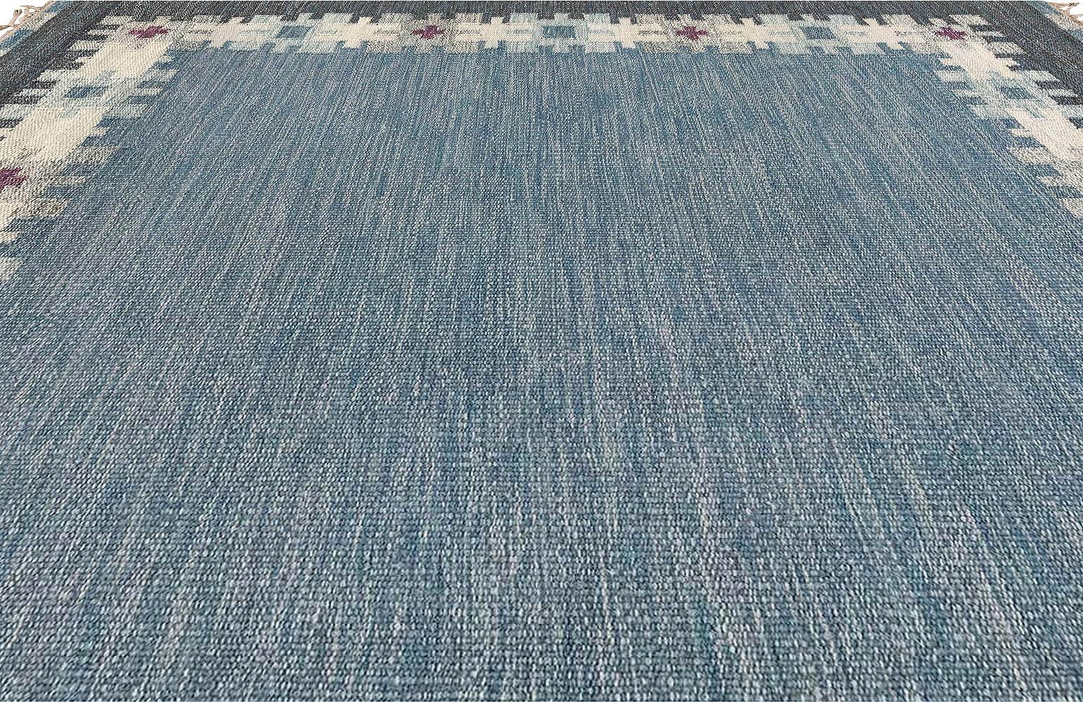 Scandinavo moderno Tappeto a trama piatta dal design svedese contemporaneo di Doris Leslie Blau in vendita