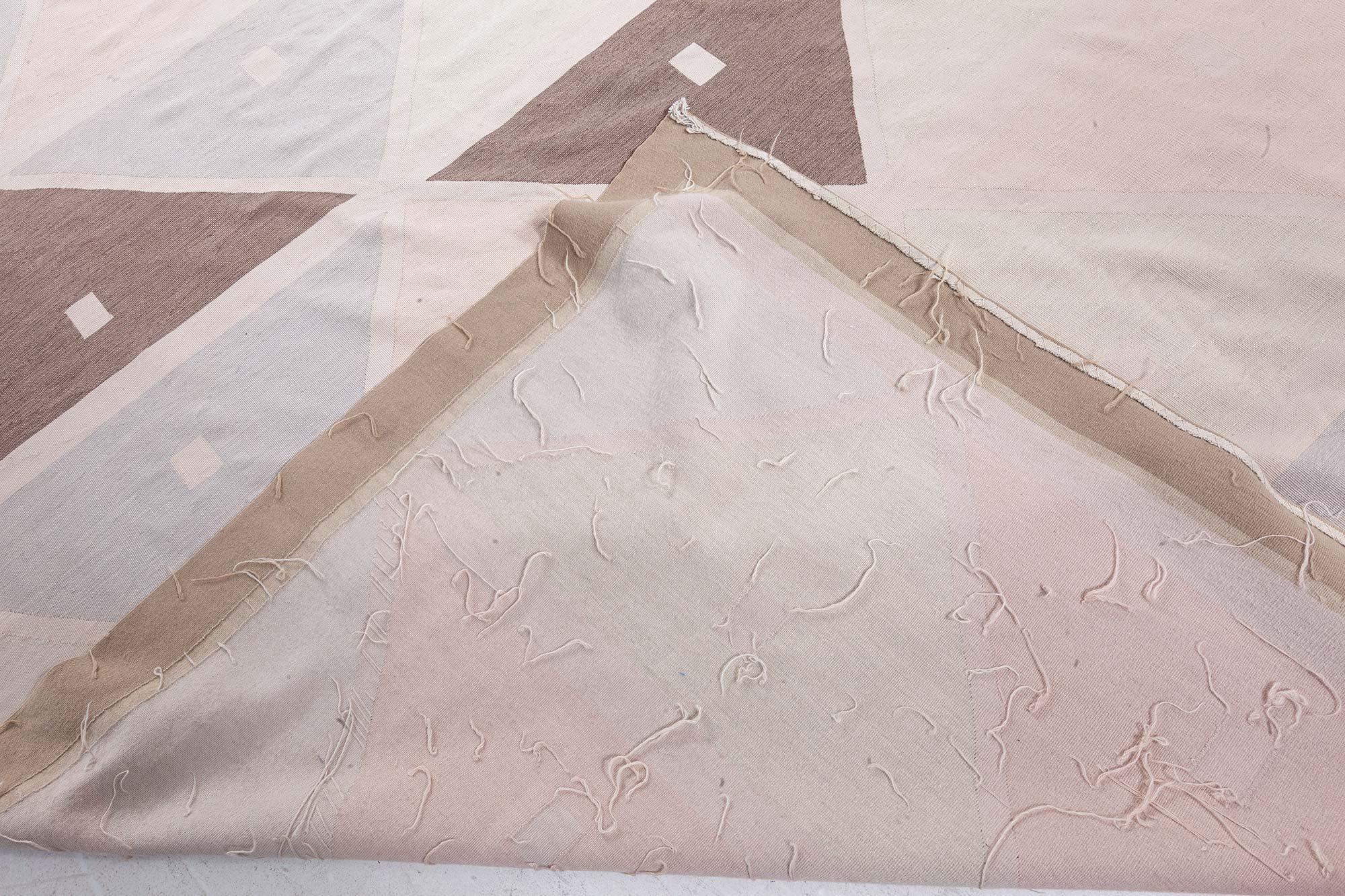 Contemporary Swedish Design Rug von Doris Leslie Blau (Wolle) im Angebot