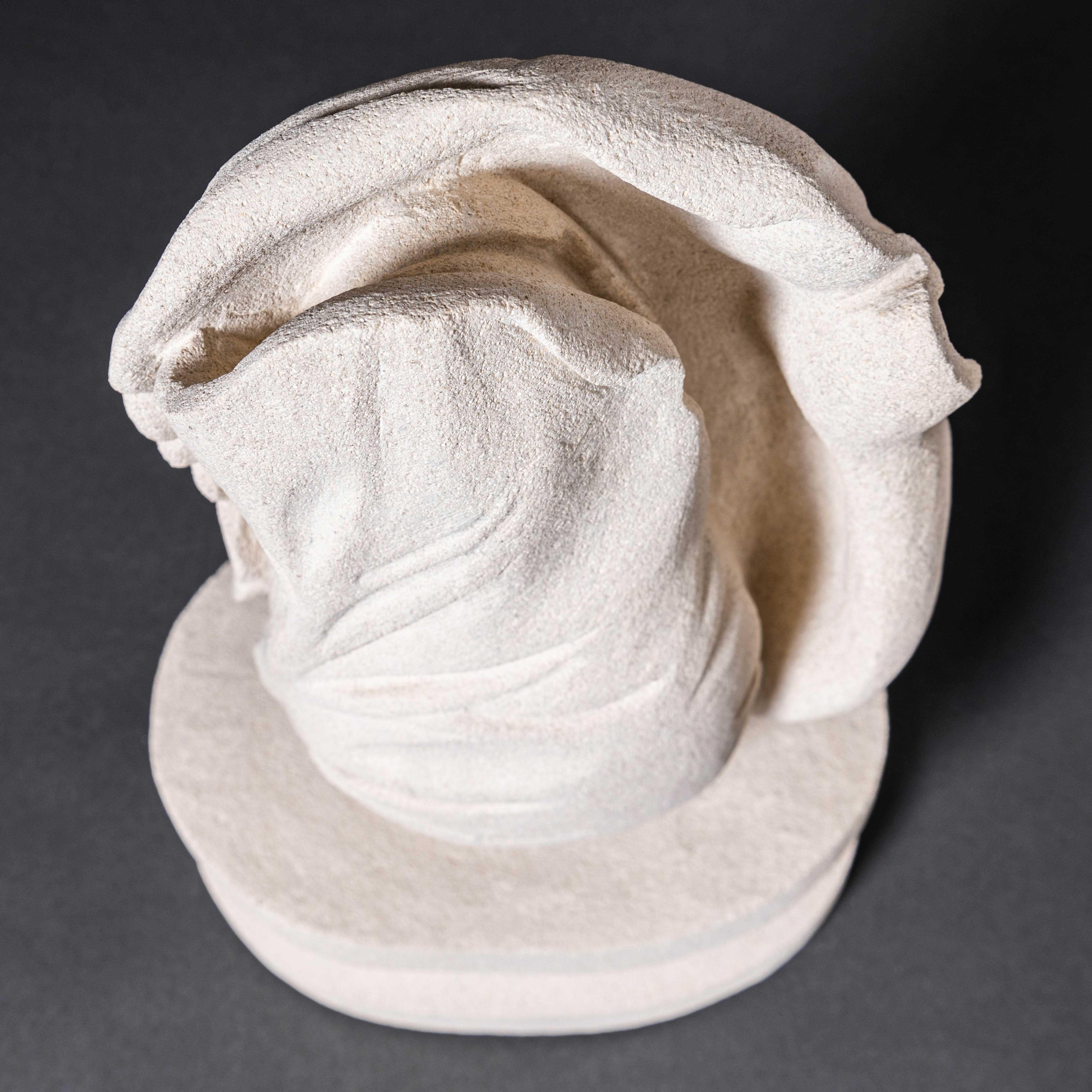 Repollo contemporáneo - Marcia Bennett-Male en venta 5