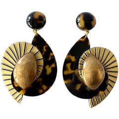 Contemporary Swirl Faux Tortoise Earrings 