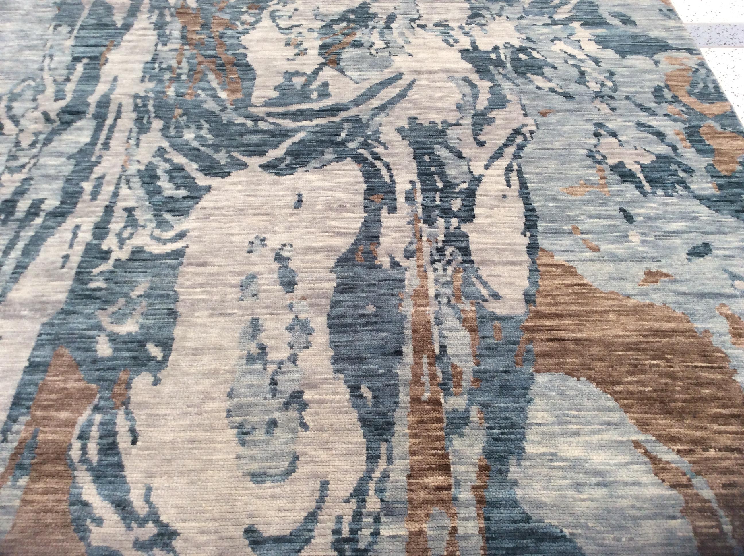 Contemporary Swirls Rug In New Condition In Los Angeles, CA