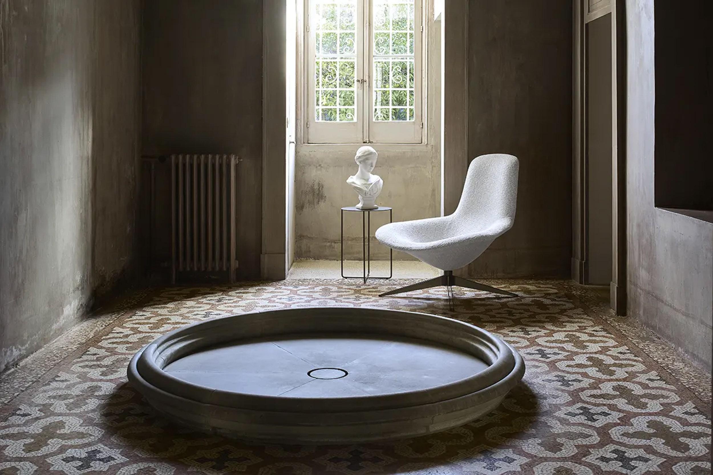 Textile Contemporary Swivel Armchair 'Medea' by Amura Lab For Sale