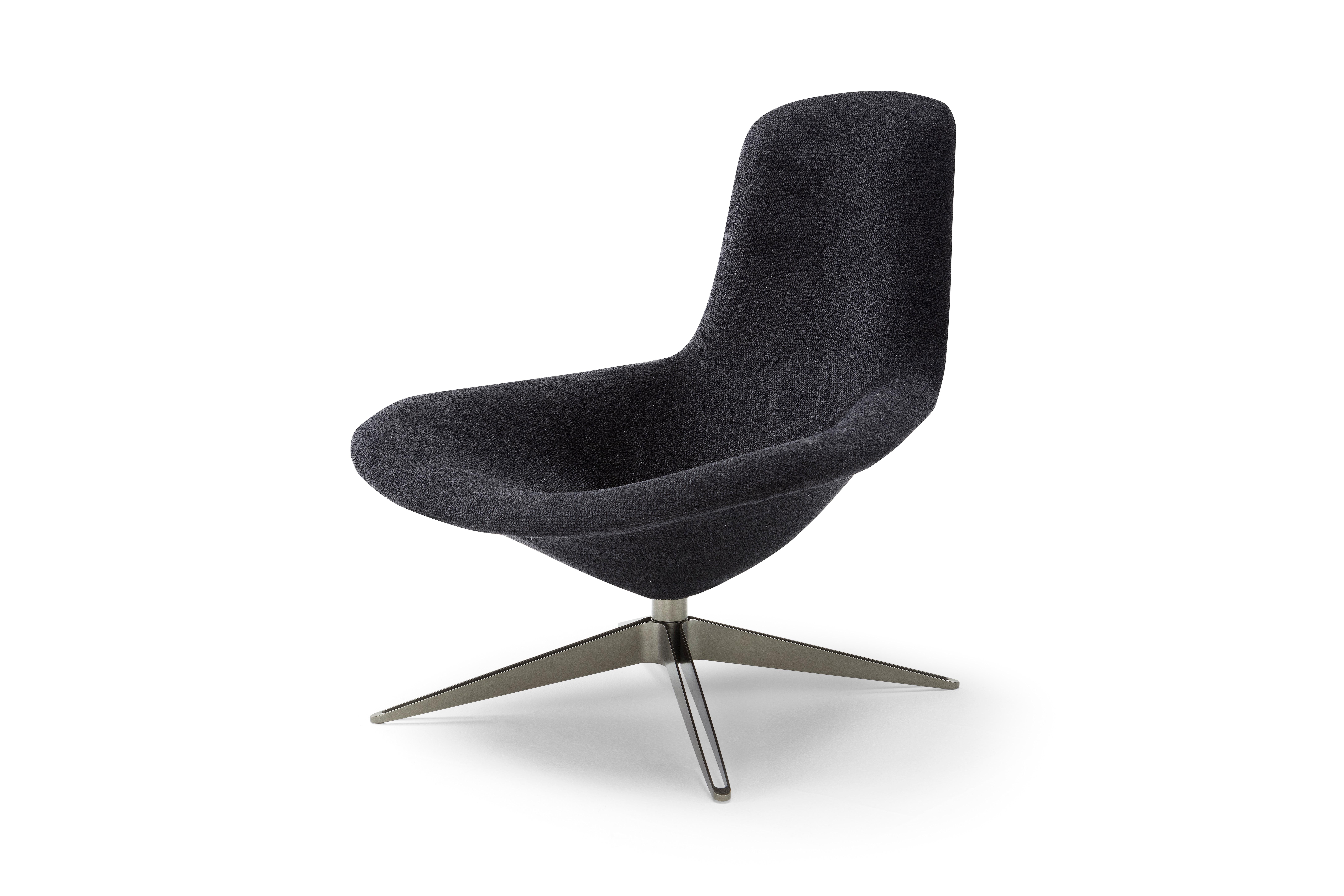Contemporary Swivel Armchair 'Medea' by Amura Lab, Leather For Sale 7