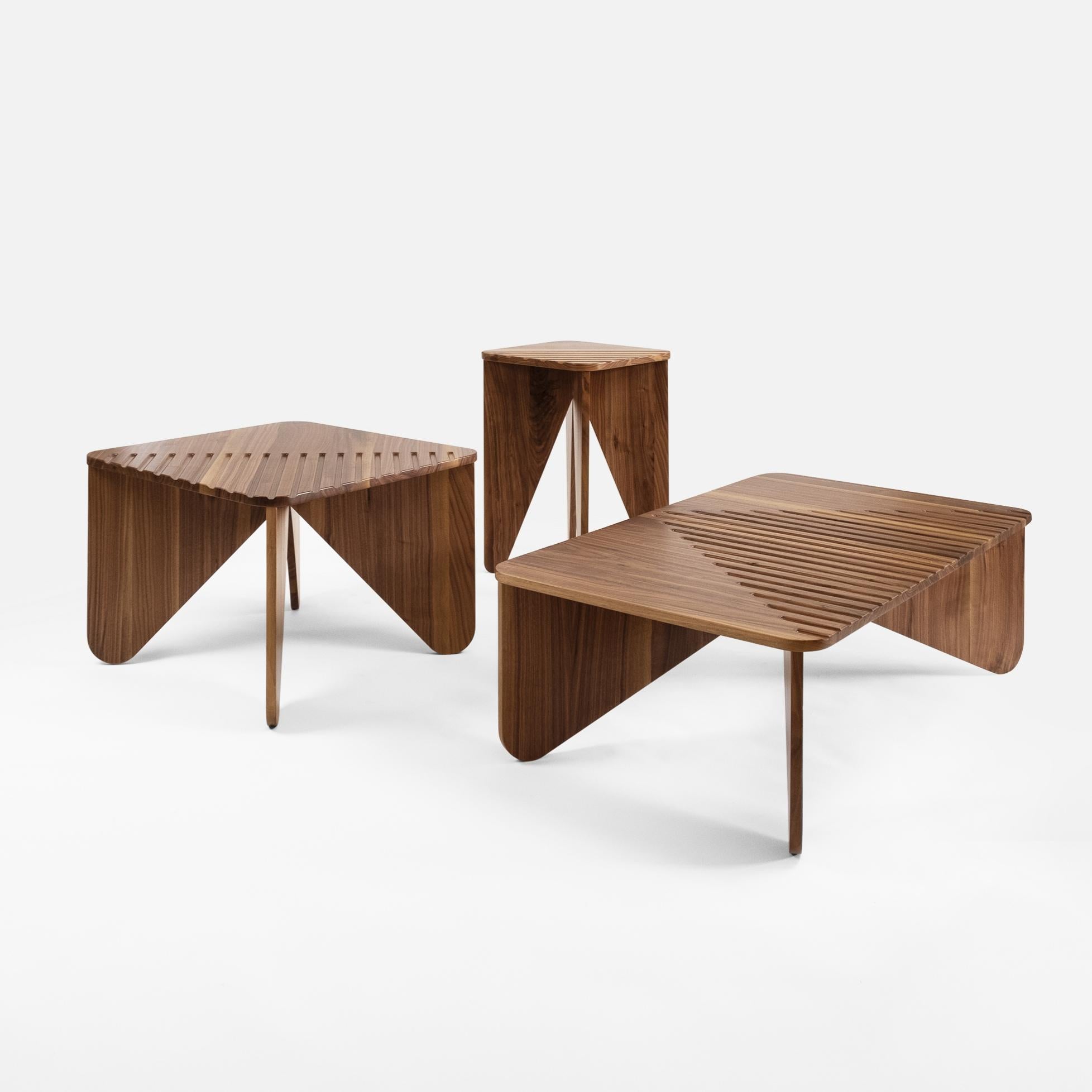 Italian Contemporary Table, Coffe Table, Side Table and Cocktail Table Walnut, Medulum For Sale