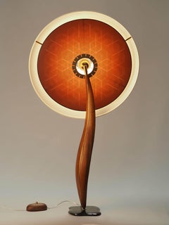 Lampe de bureau contemporaine « Big Madame Swo » par Oma Light Design, Barcelone