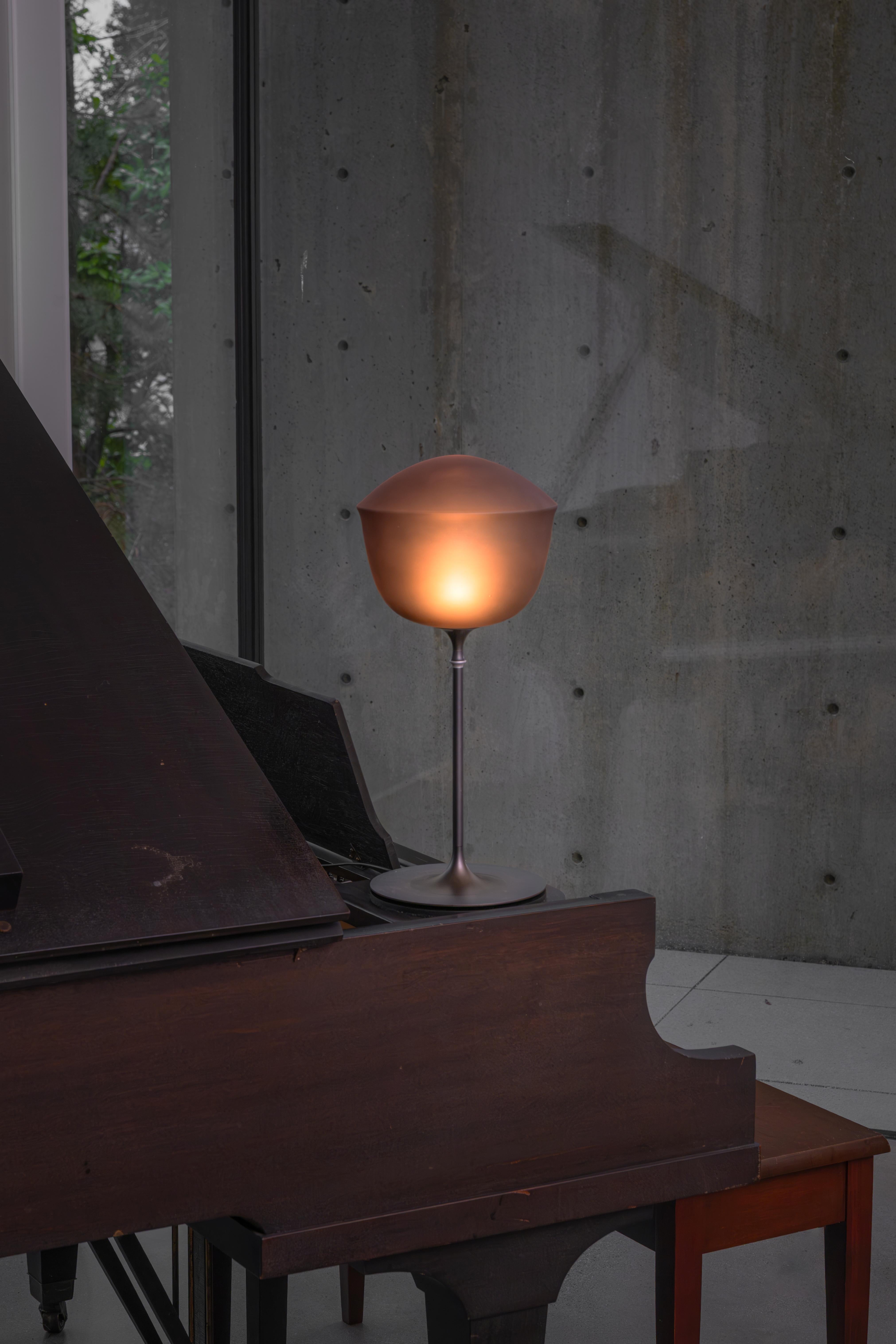 Zeitgenössische Tischleuchte 'Contour' 225, zitronengelb von AND im Angebot 5