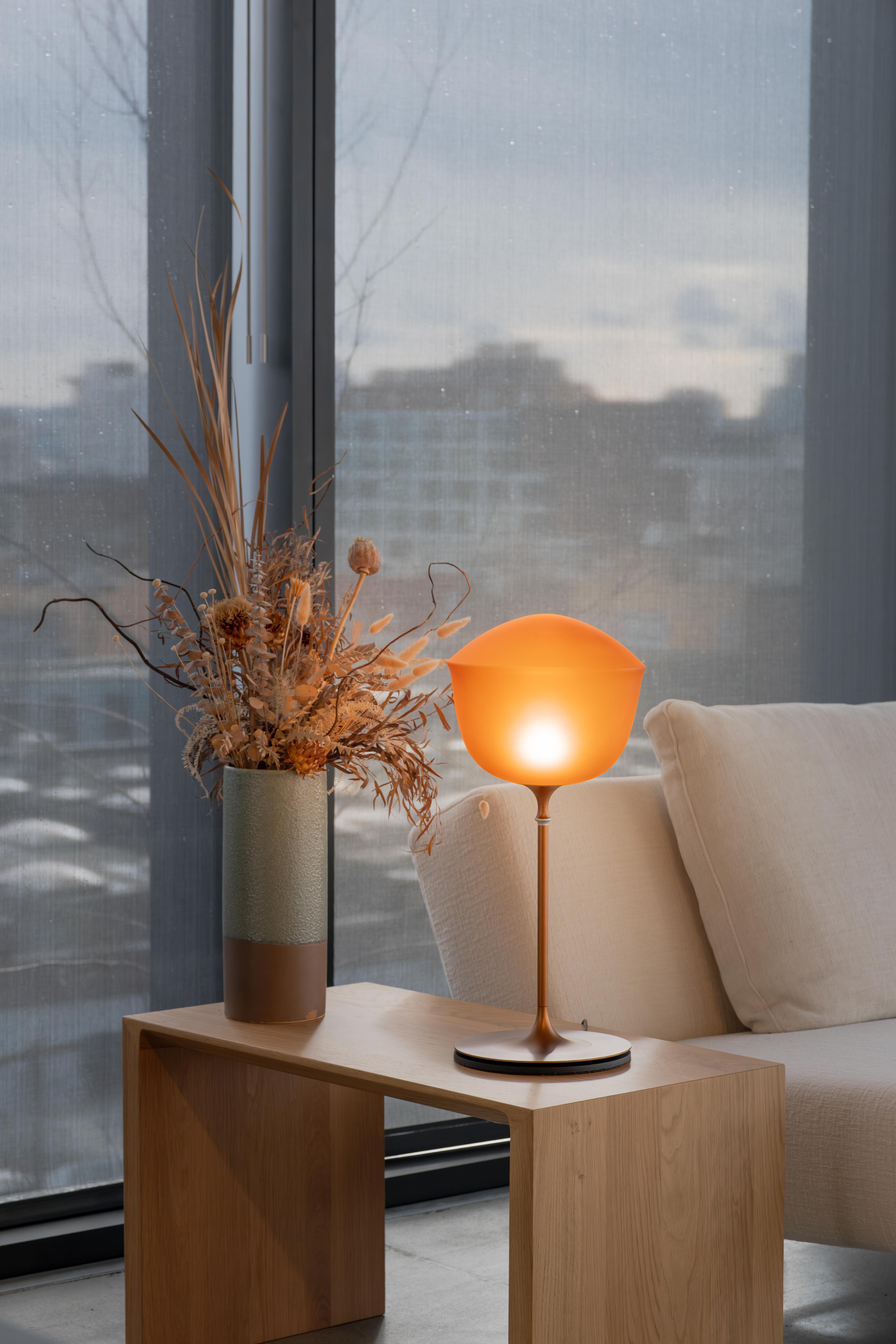 Lámpara de sobremesa contemporánea 'Contour' 225, Perla by AND Siglo XXI y contemporáneo en venta