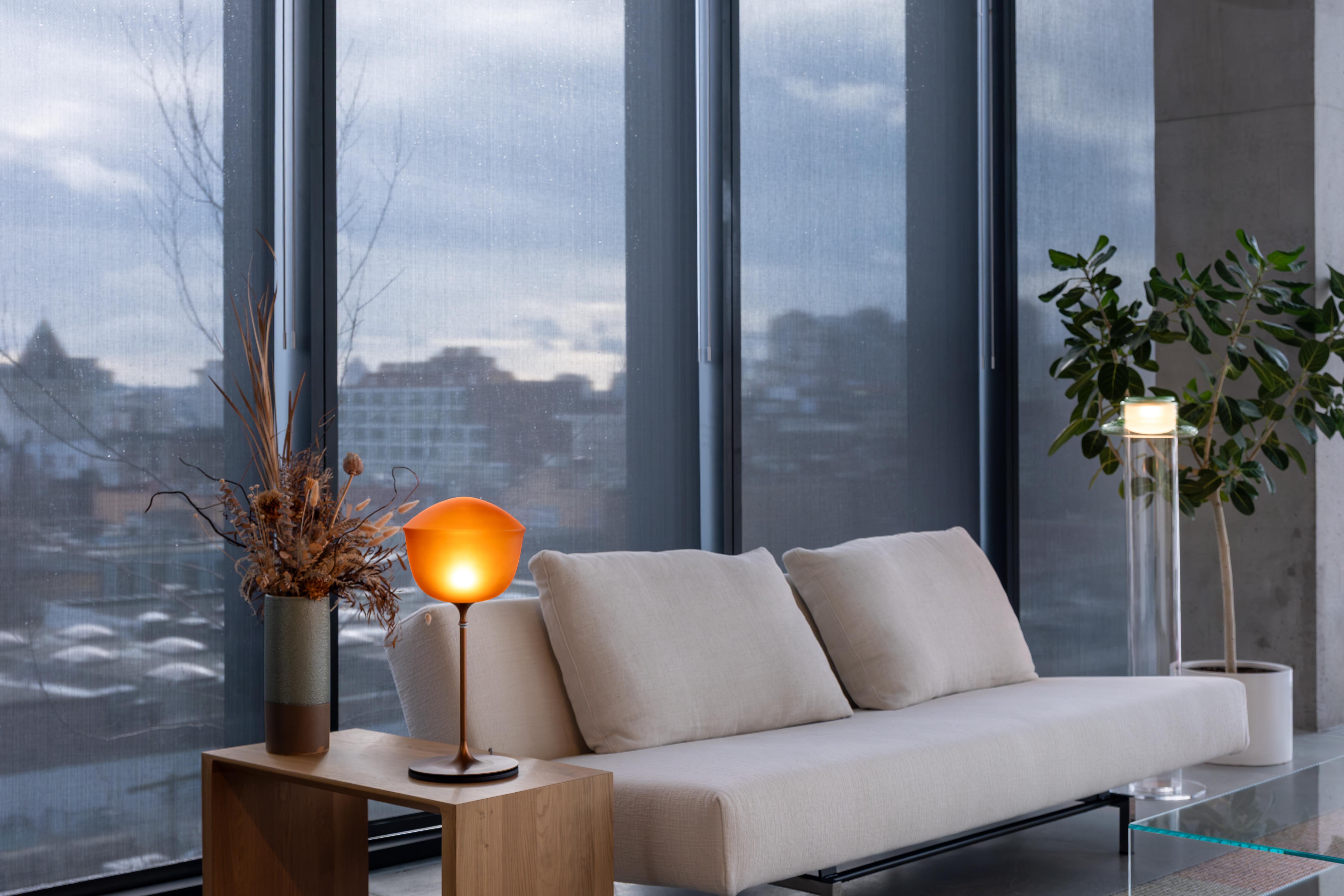 Lámpara de sobremesa contemporánea 'Contour' 225, Pizarra by AND en venta 6