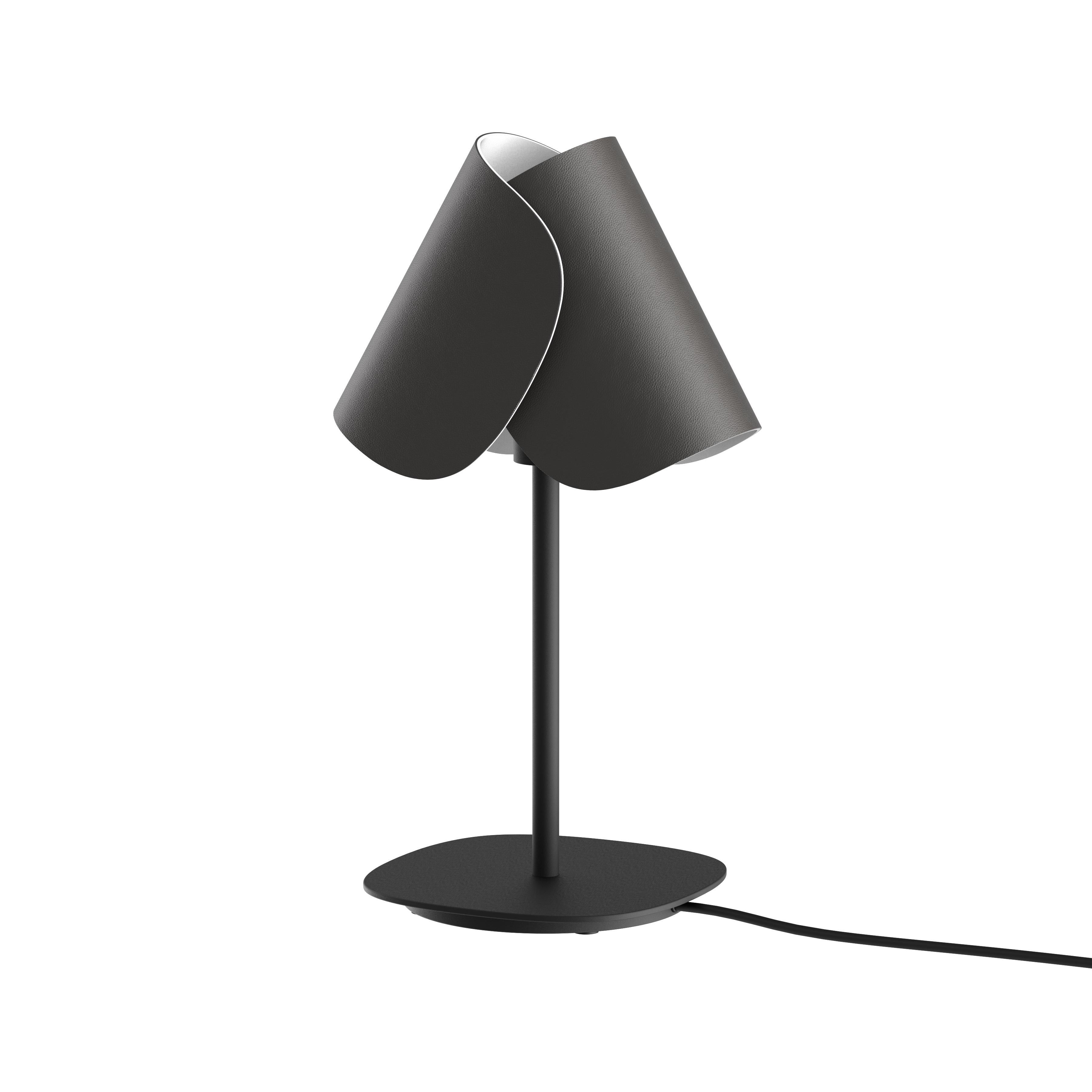 XXIe siècle et contemporain Lampe de table contemporaine 'Flip' par Sebastian Herkner X AGO, Frêne en vente